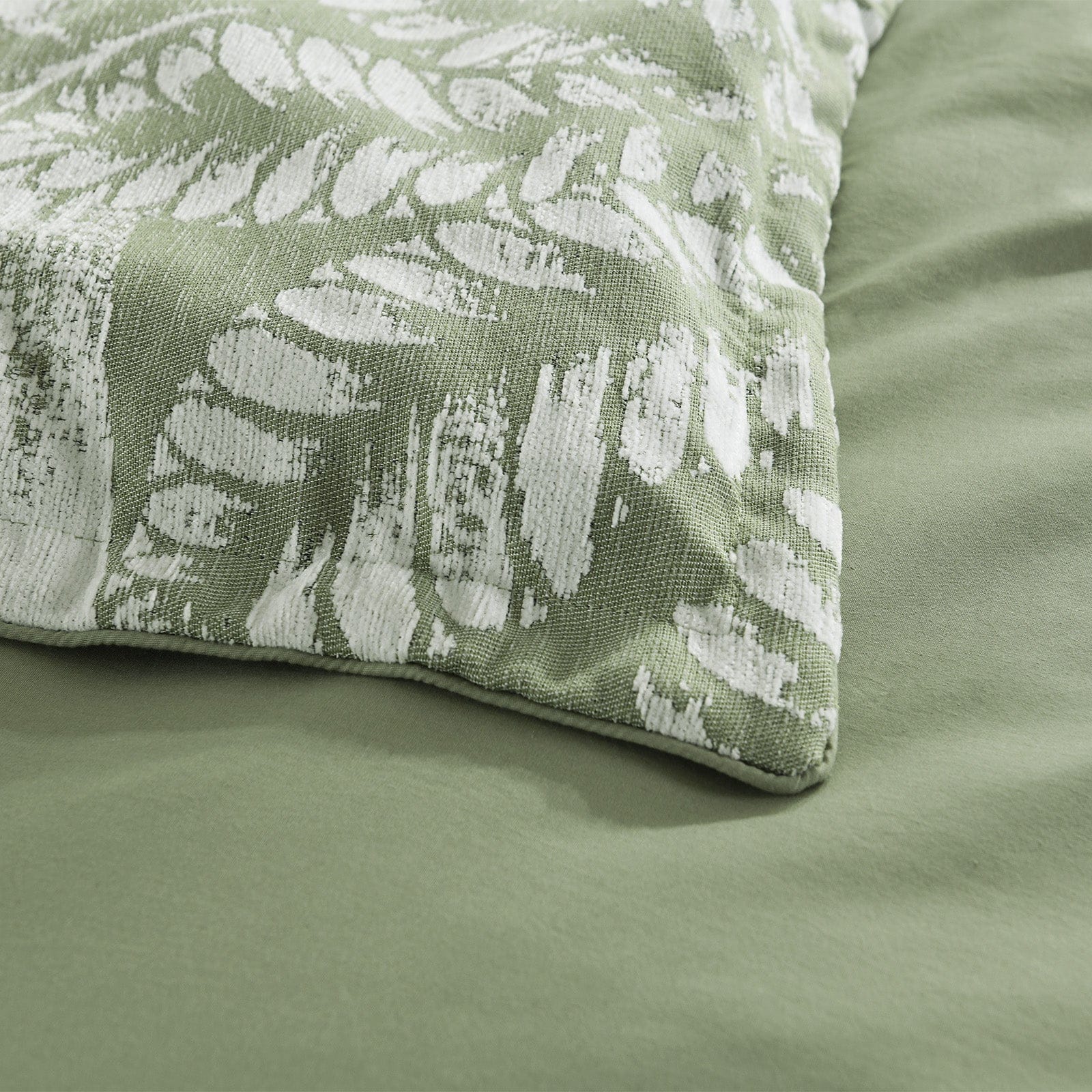 Renee Taylor Quilt Cover Atlantis Jacquard Quilt Cover Set - Sage