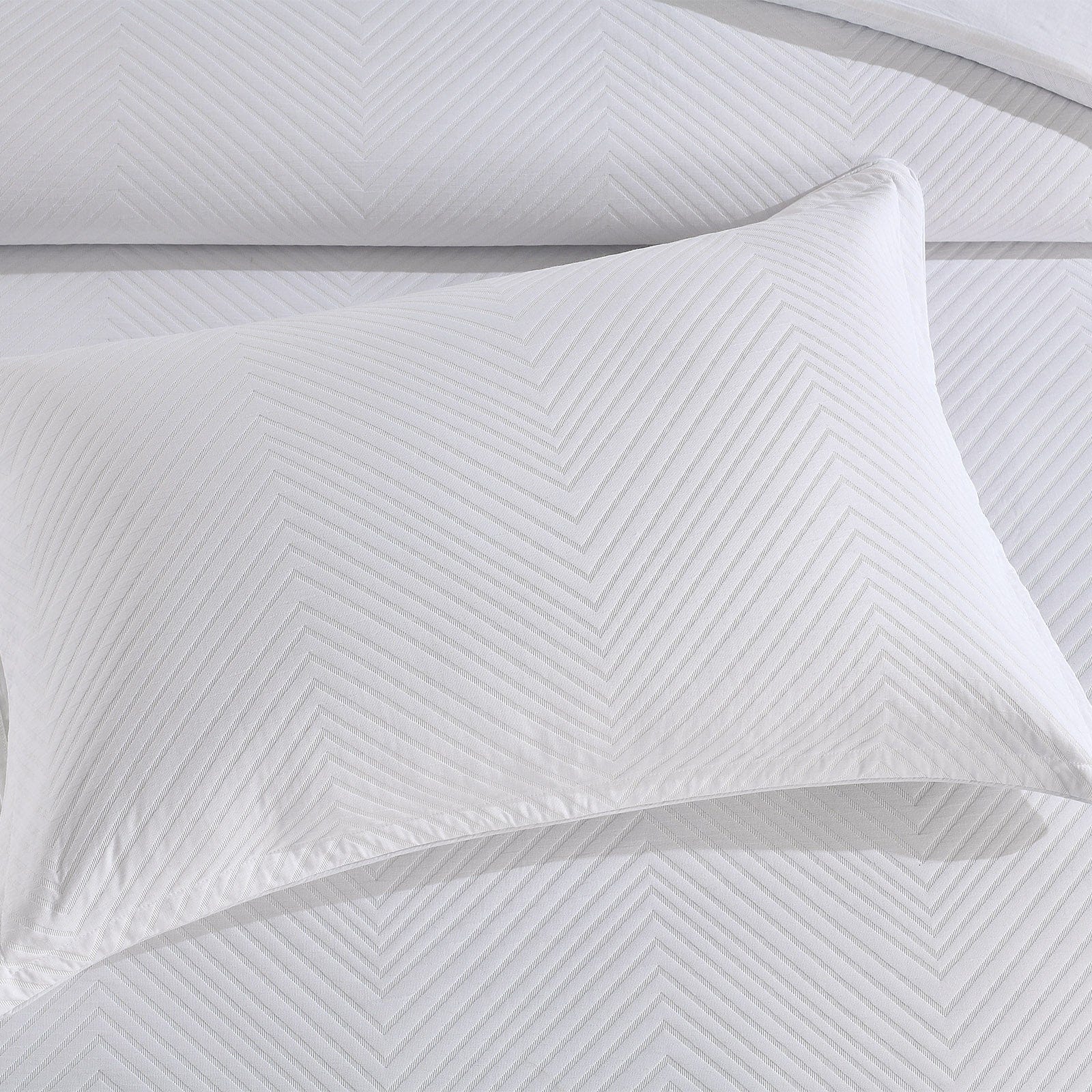 Renee Taylor Quilt Cover Atlantis Jacquard Quilt Cover Set - White