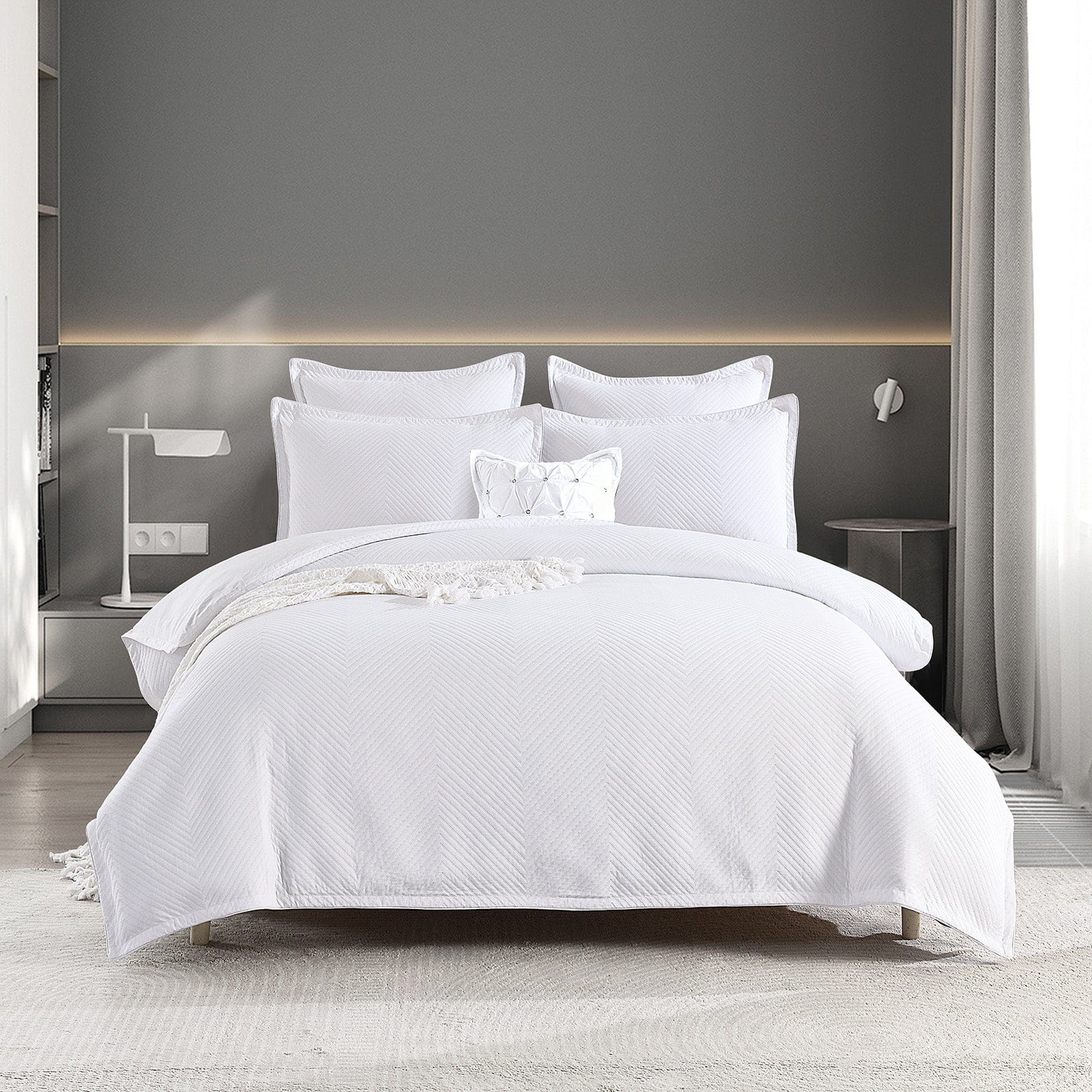 Renee Taylor Quilt Cover Atlantis Jacquard Quilt Cover Set - White