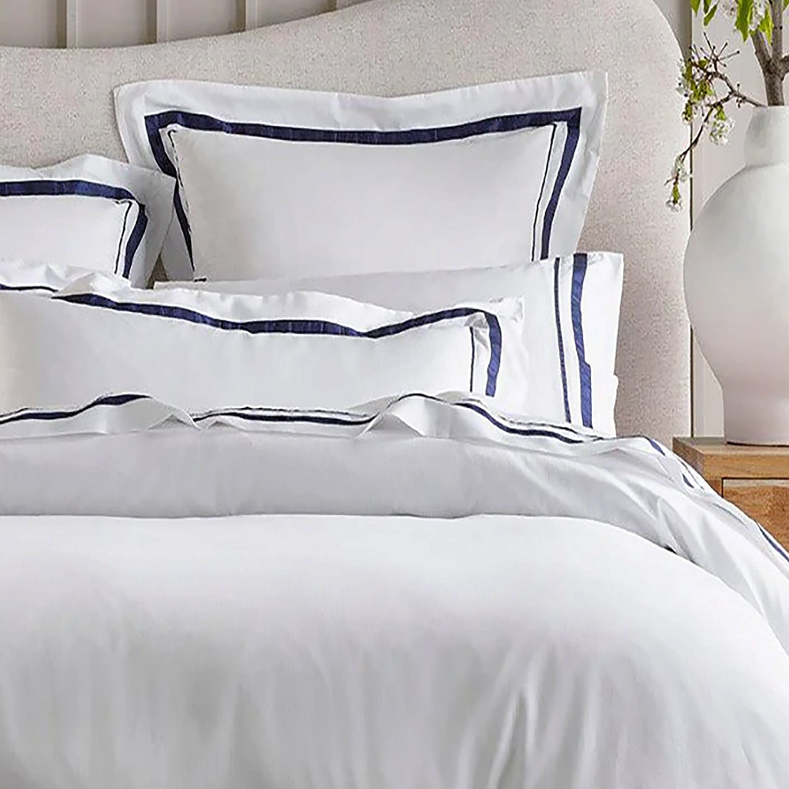 Renee Taylor Quilt Cover Cloud 1000 TC Egyptian Cotton Quilt Cover Sets - White Navy