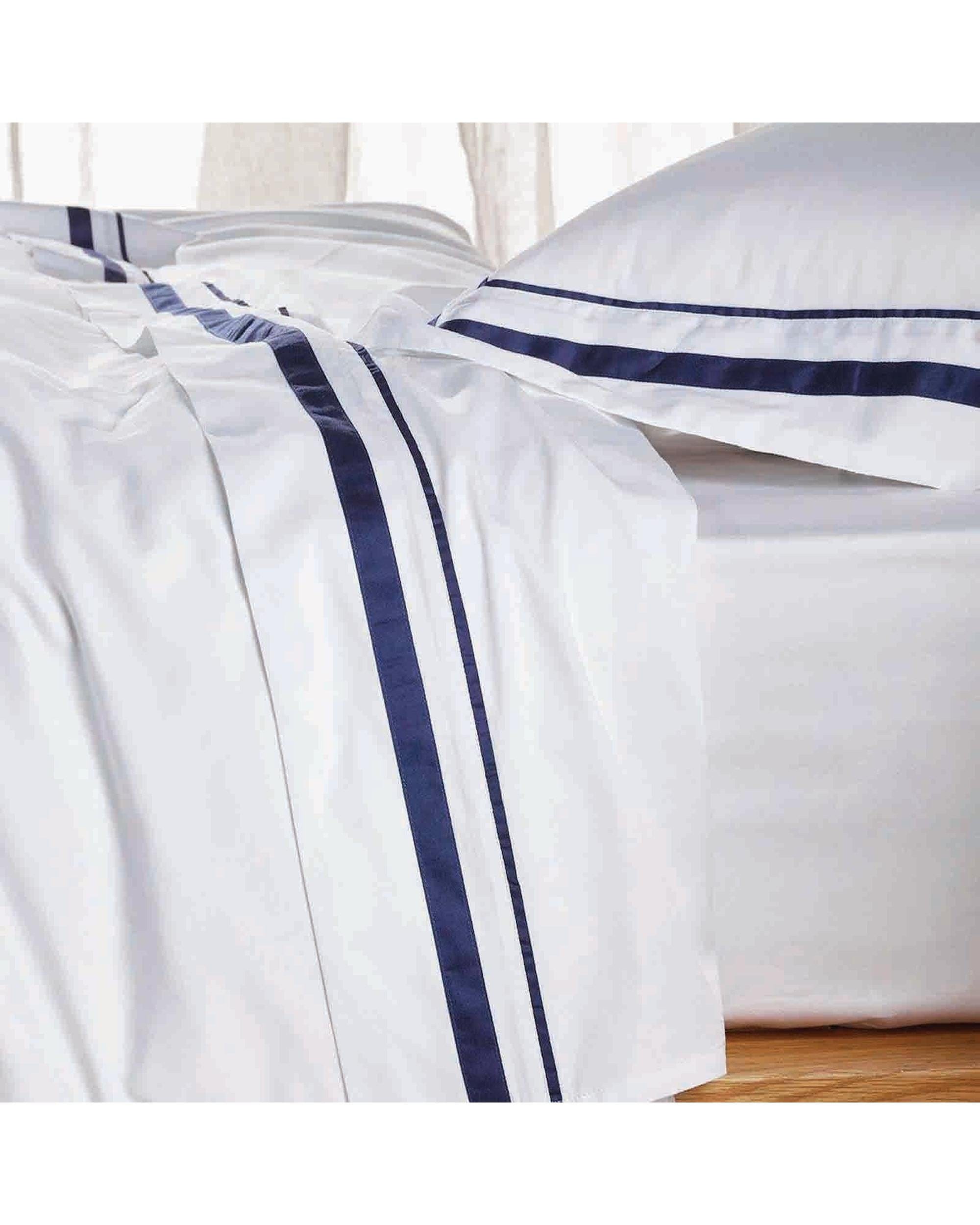 Renee Taylor Quilt Cover Cloud 1000 TC Egyptian Cotton Sheet sets Deep - White Navy