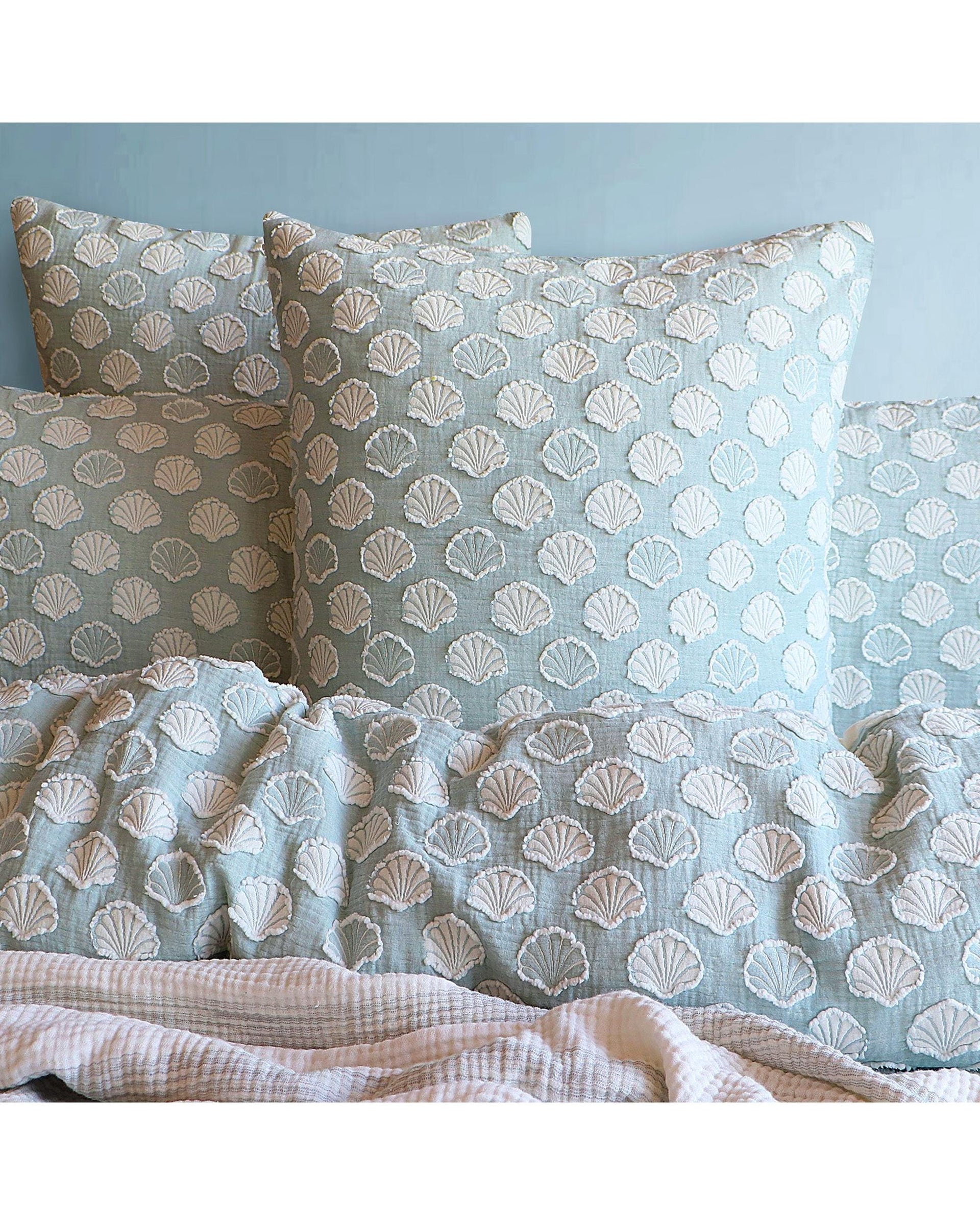 Renee Taylor Quilt Cover Coralium Chenille Tufted Jacquard Quilt Cover Set