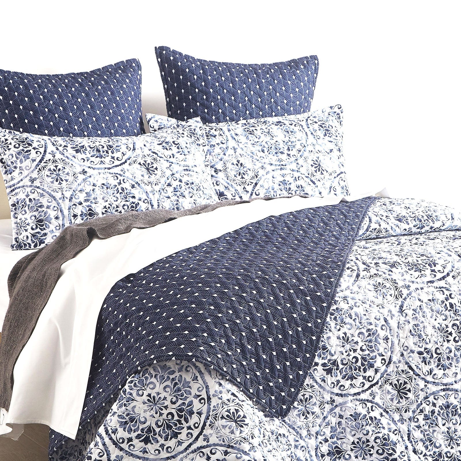 Renee Taylor Coverlet Delos Quilted Reversible Coverlet Set