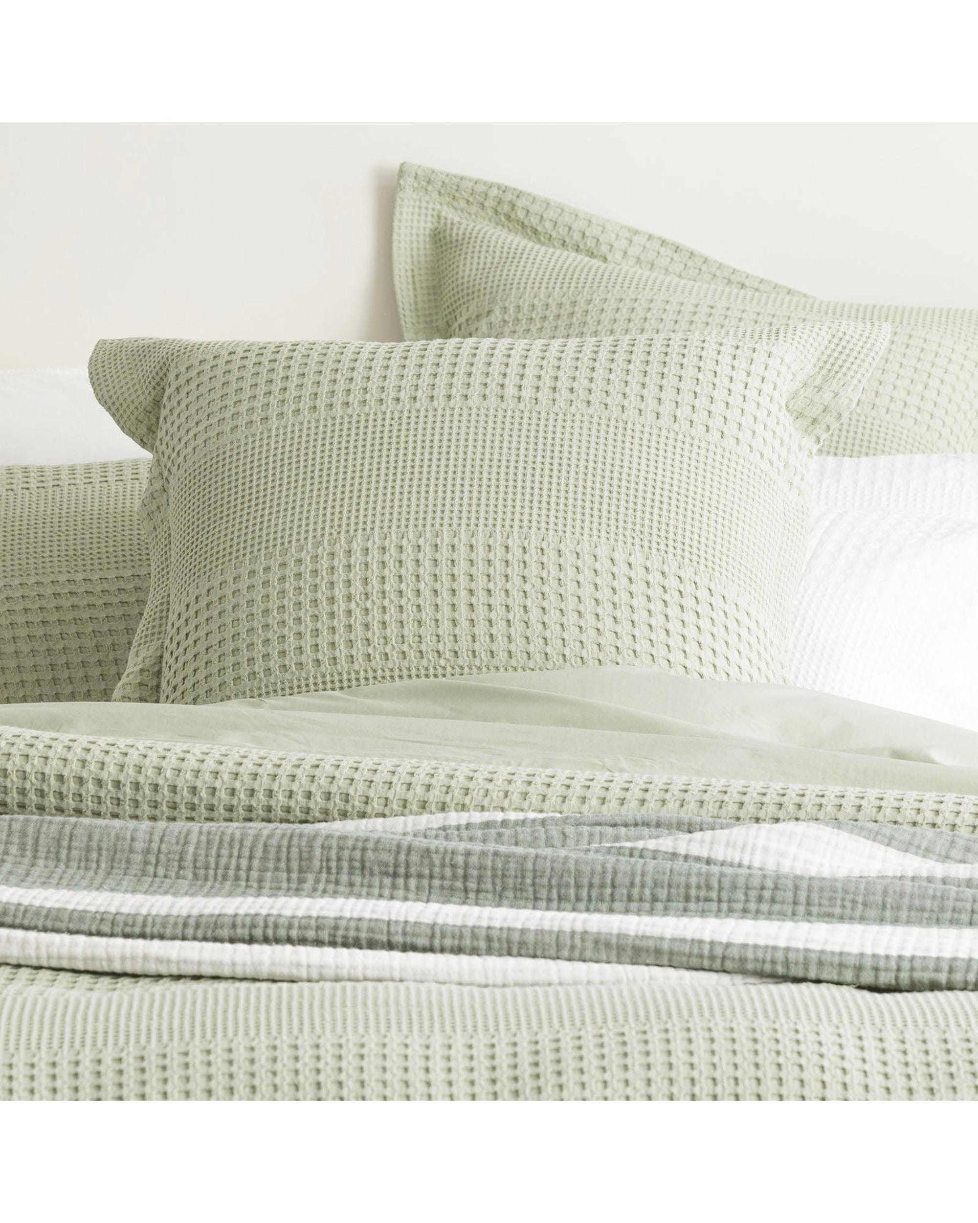 Renee Taylor Quilt Cover Elegance Waffle Cotton Jacquard Quilt Cover Set - MOSS