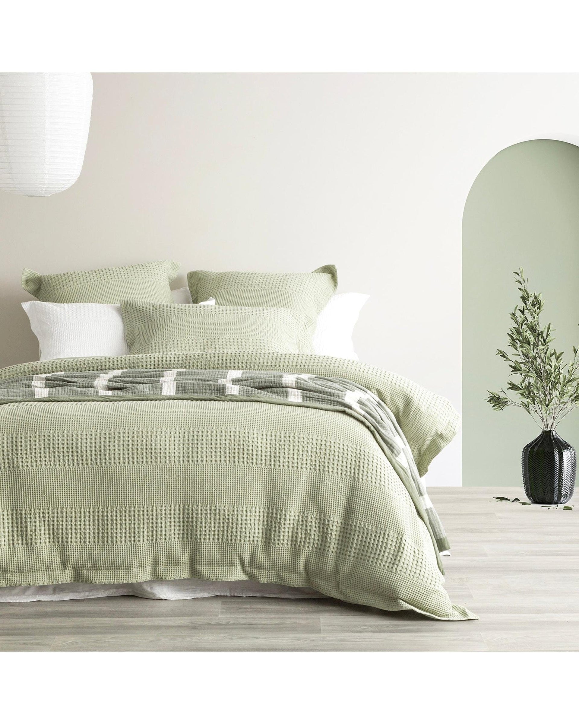 Renee Taylor Quilt Cover Elegance Waffle Cotton Jacquard Quilt Cover Set - MOSS