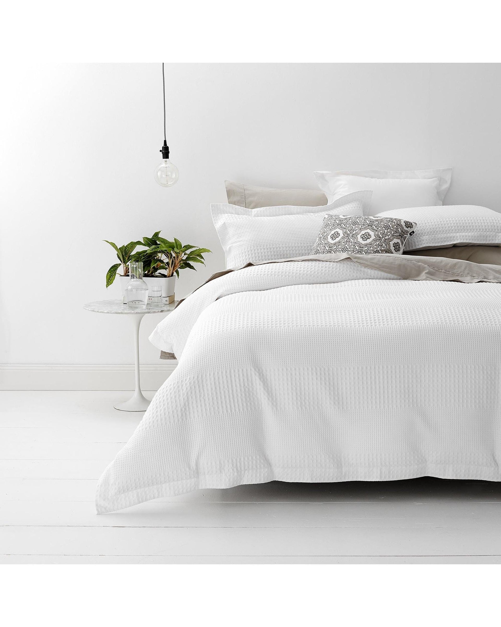 Renee Taylor Quilt Cover Elegance Waffle Cotton Jacquard Quilt Cover Set - White