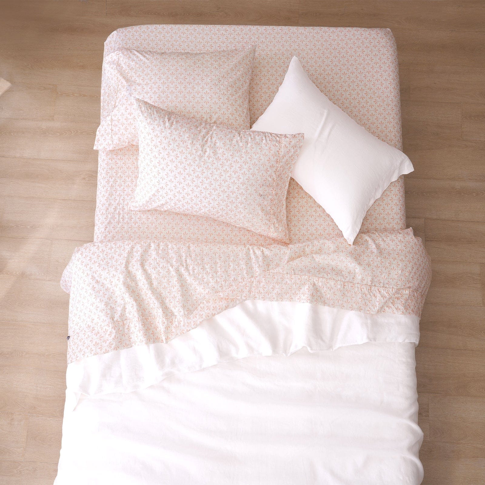 Renee Taylor Bed Sheets Eve Patterned Cotton Sheet Set