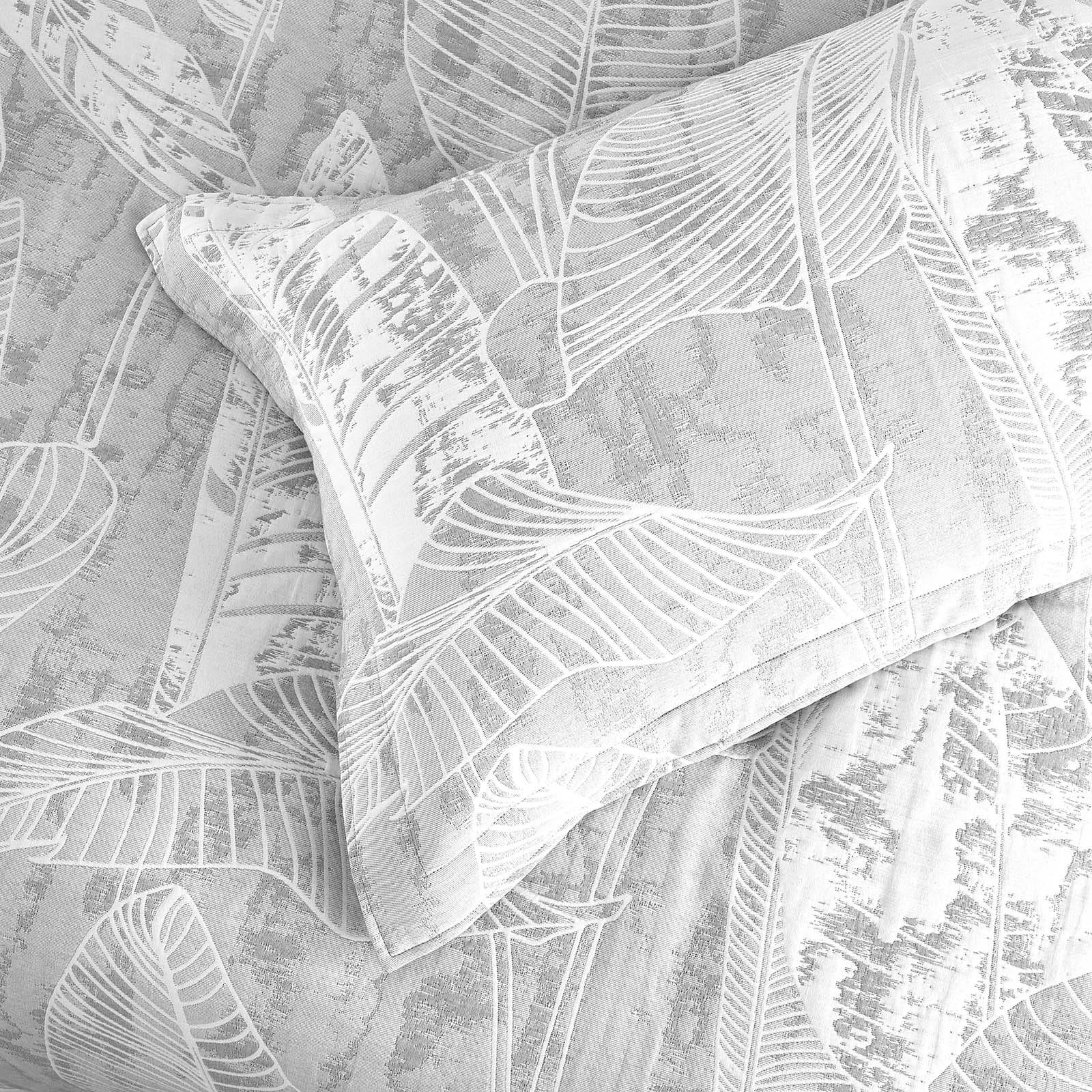 Renee Taylor Quilt Cover Grove Jacquard Quilt Cover Set