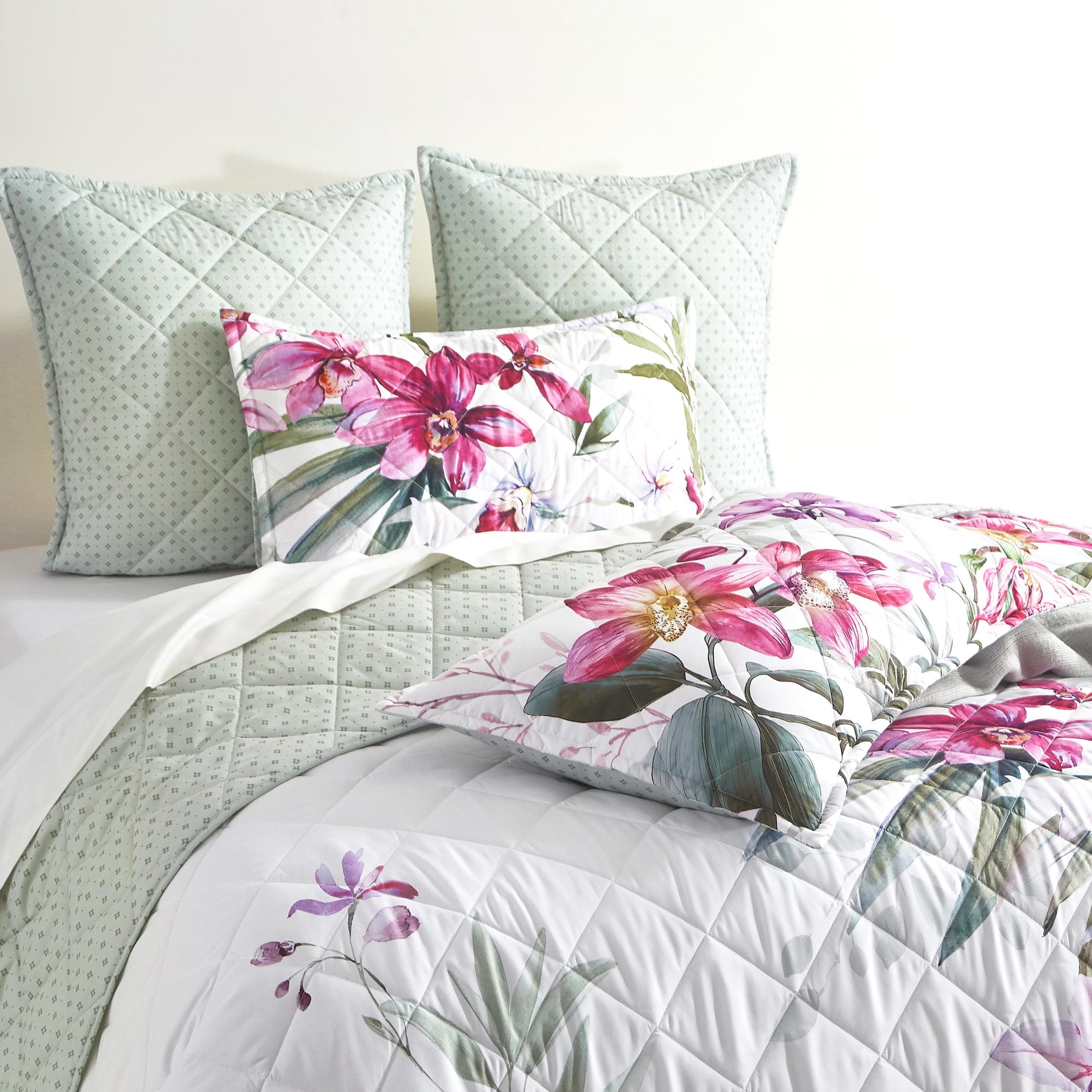Renee Taylor Coverlet Kashmir Quilted Reversible Coverlet Set
