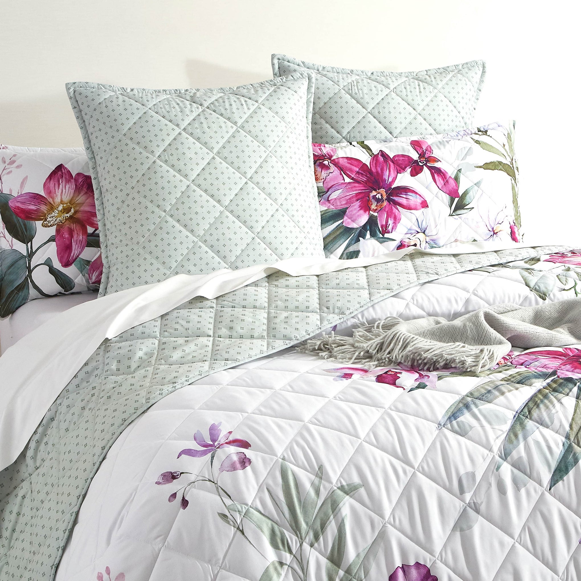 Renee Taylor Coverlet Kashmir Quilted Reversible Coverlet Set