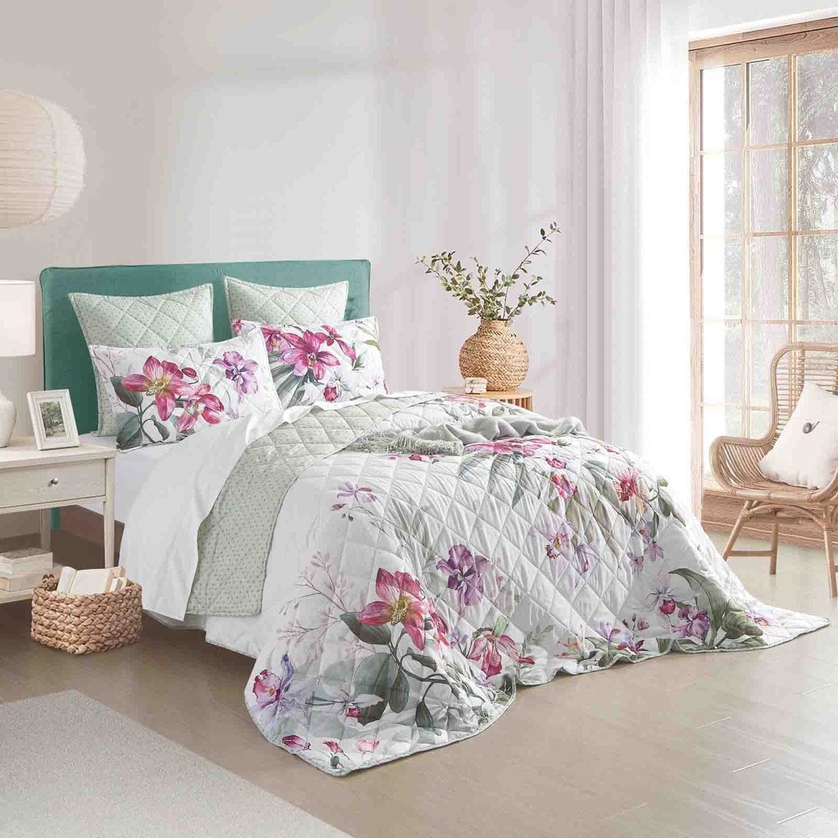 Renee Taylor Coverlet Kashmir Quilted Reversible Coverlet Set