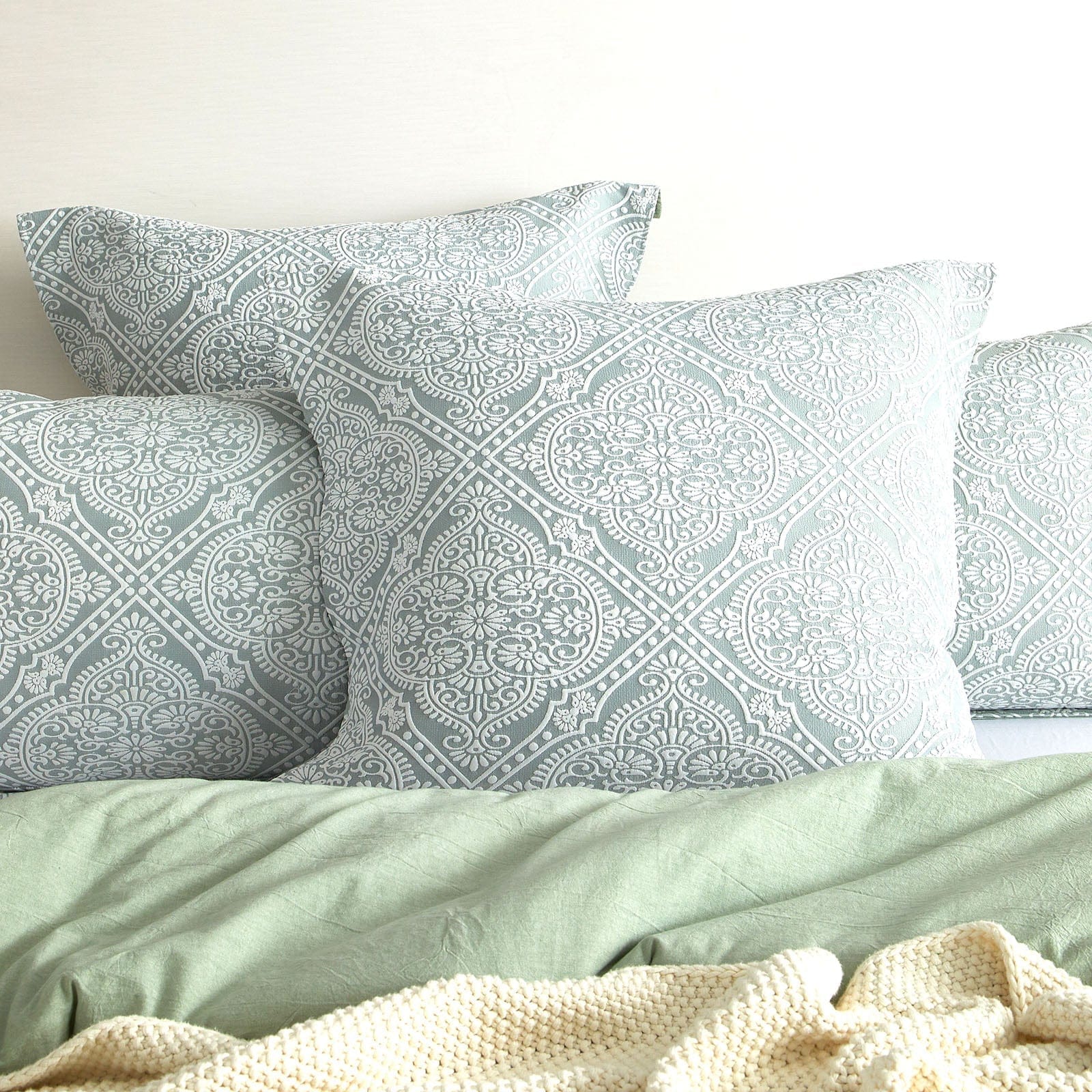 Renee Taylor Quilt Cover Mayfair Jacquard Quilt Cover Set