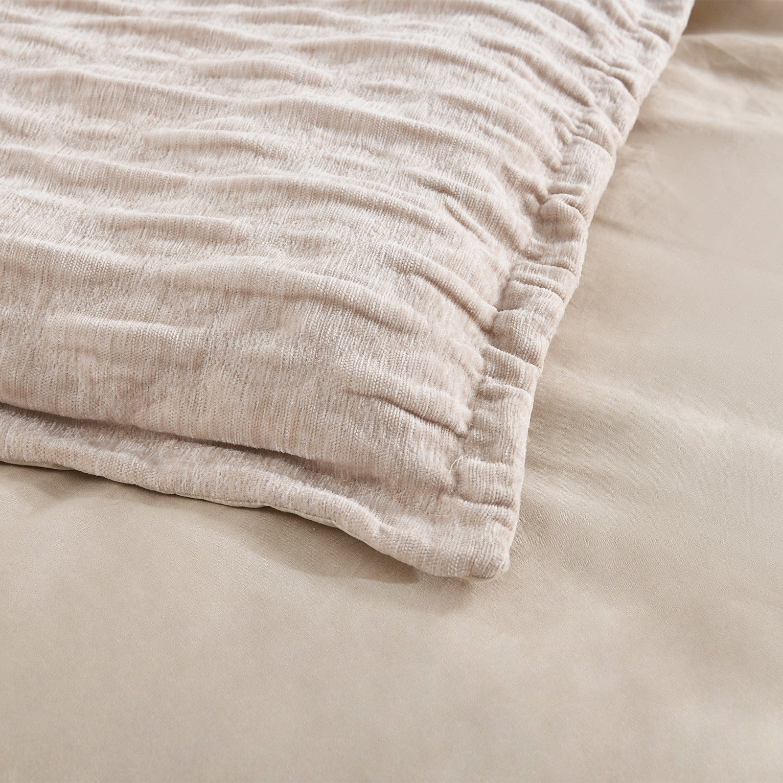 Renee Taylor Bed Sheets Renee Taylor Marley Jacquard Quilt Cover Set Champagne