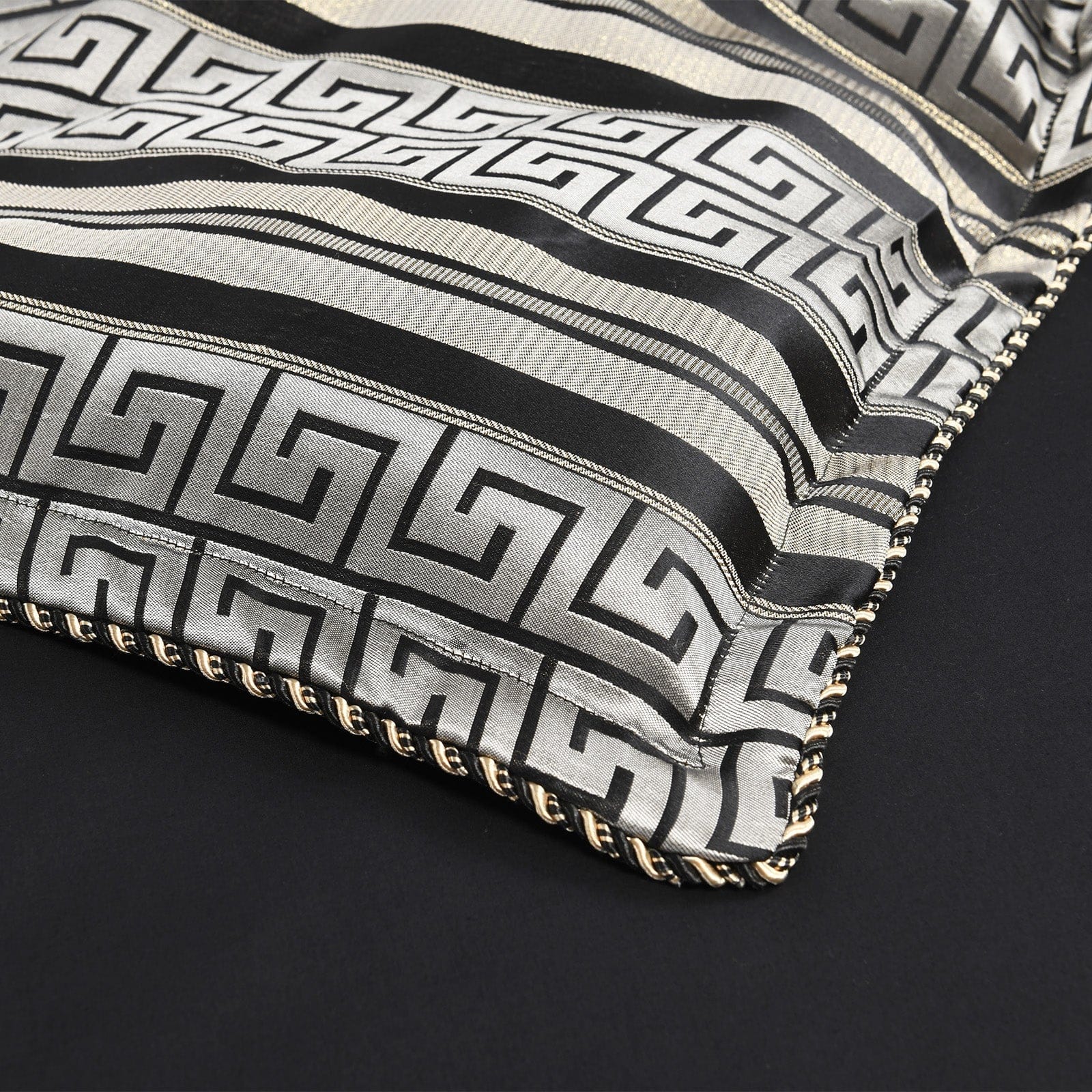 Renee Taylor Bed Sheets Renee Taylor Regalia Collection Mayana Quilt Cover Set