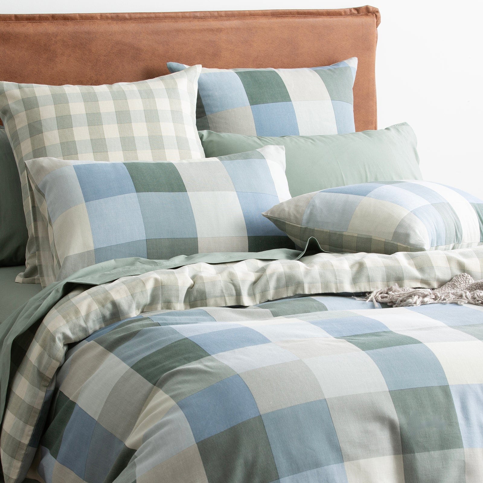 Renee Taylor Bed Sheets Renee Taylor Textured Cotton Slub Reversible Quilt Cover Set Queen Jackson Check