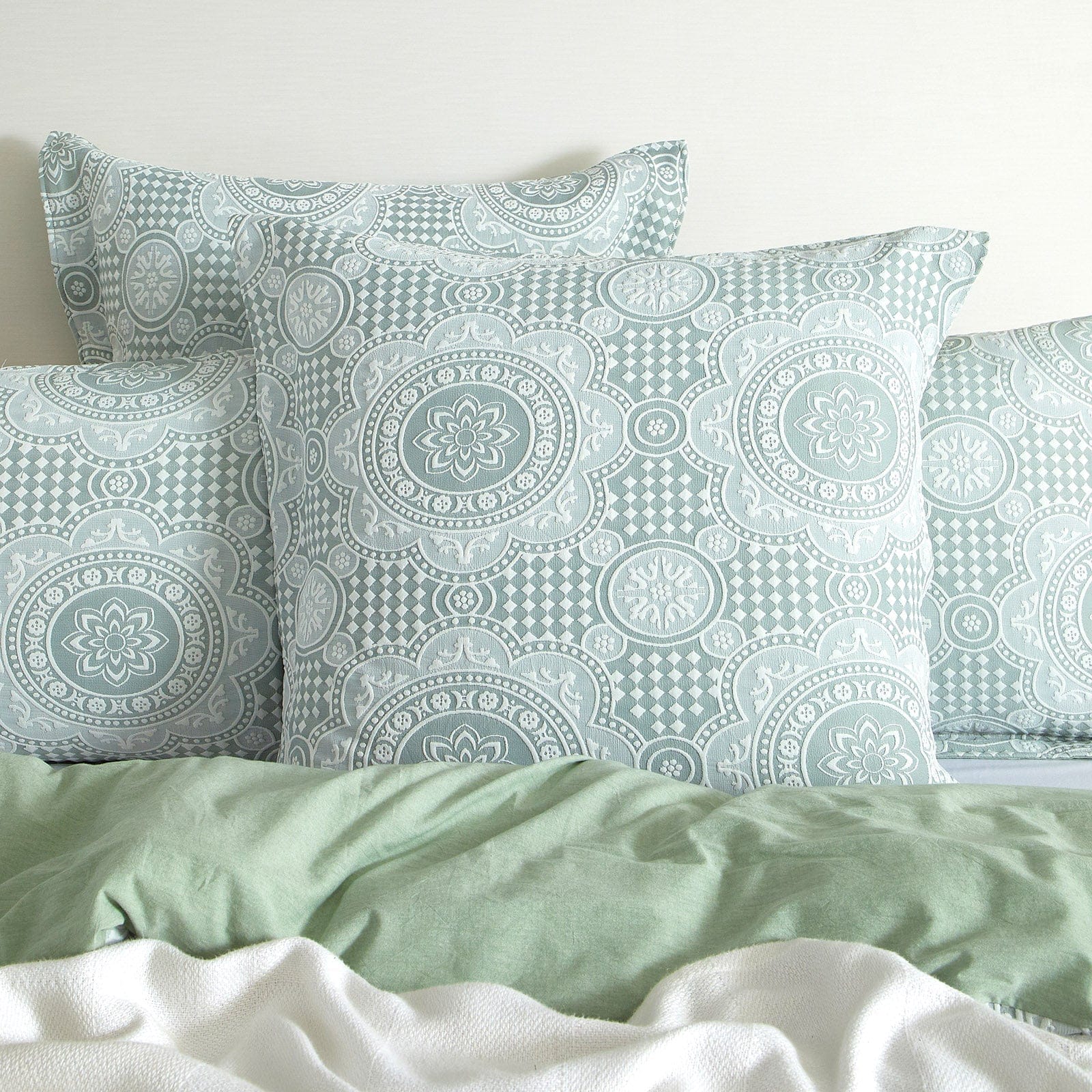 Renee Taylor Quilt Cover Rizz Jacquard Quilt Cover