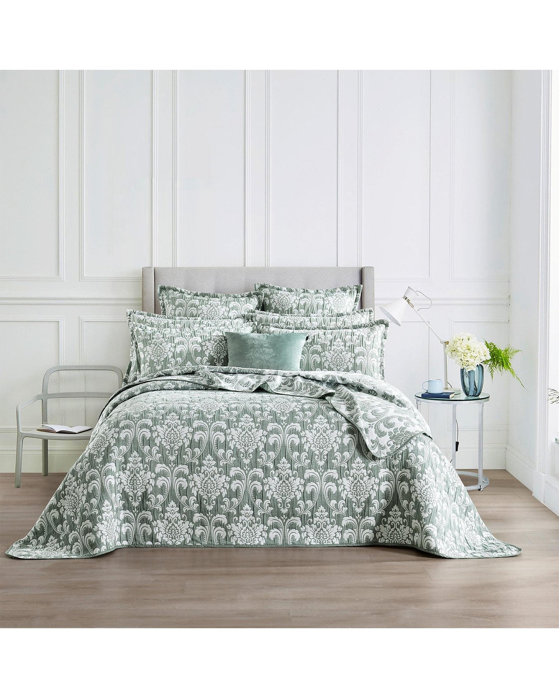 Renee Taylor Coverlet Scallop Jacquard Coverlet Set - JADE