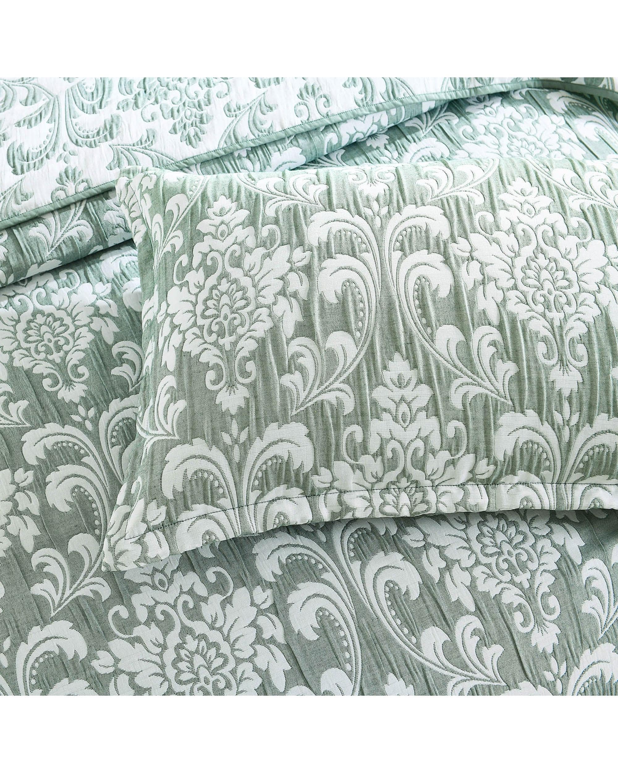 Renee Taylor Coverlet Scallop Jacquard Coverlet Set - JADE
