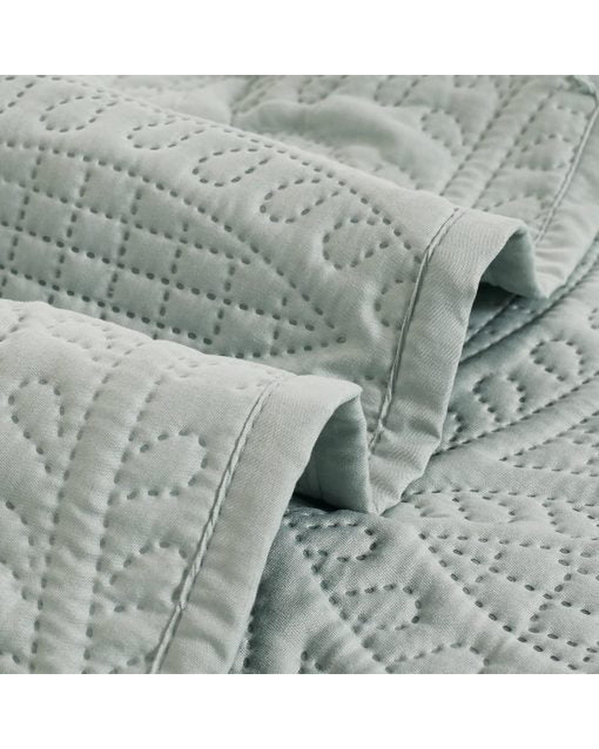 GIOIA CASA Lisbon Quilted 3 Pieces Embossed Coverlet Set - SAGE GREEN GIOIA CASA