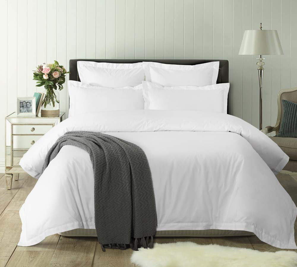 Accessorize Deluxe Hotel Quilt Cover Set - WHITE Accessorize