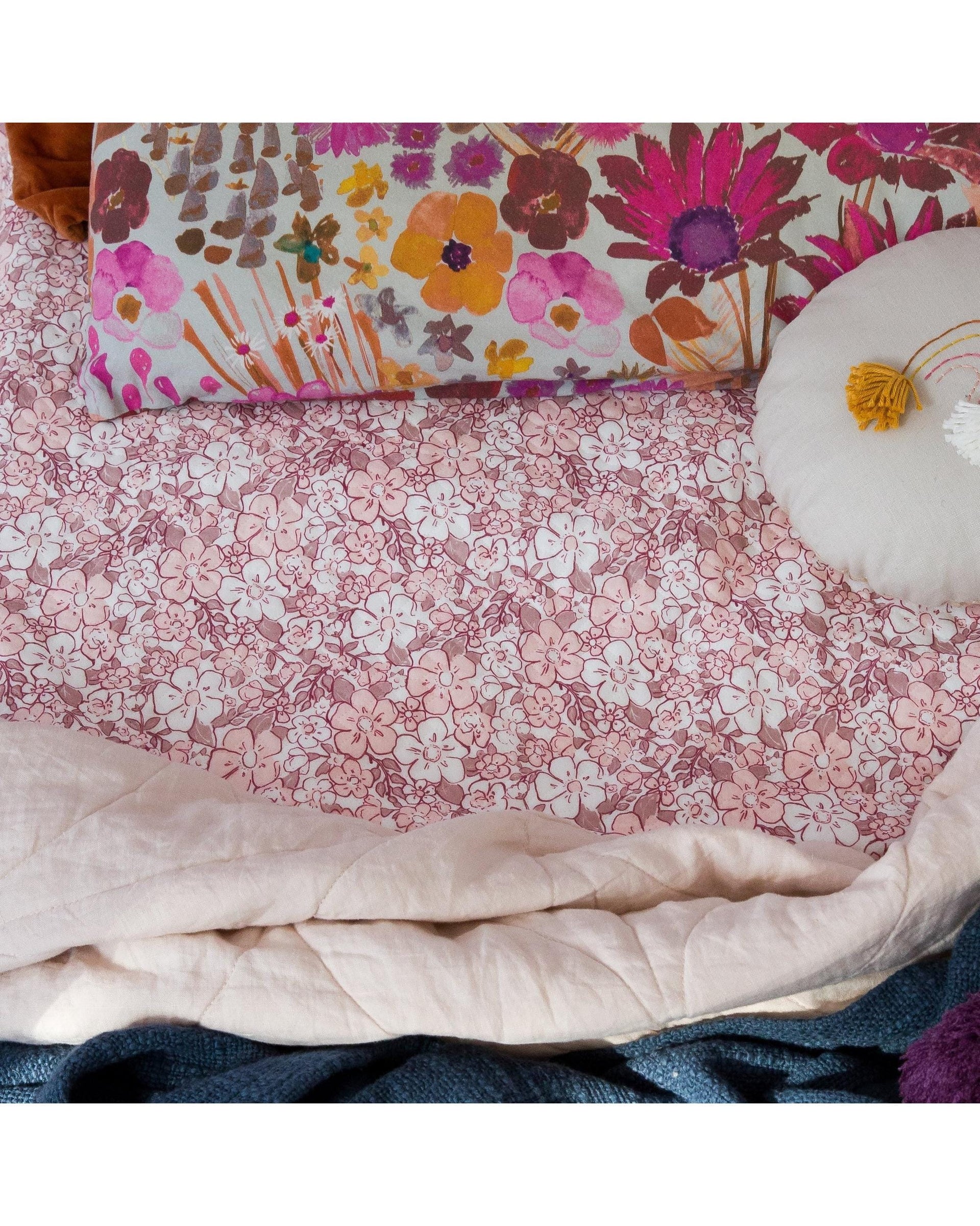 The Midnight Gang Mattress Protector The Midnight Gang Vintage Floral Bed Wetting Mat