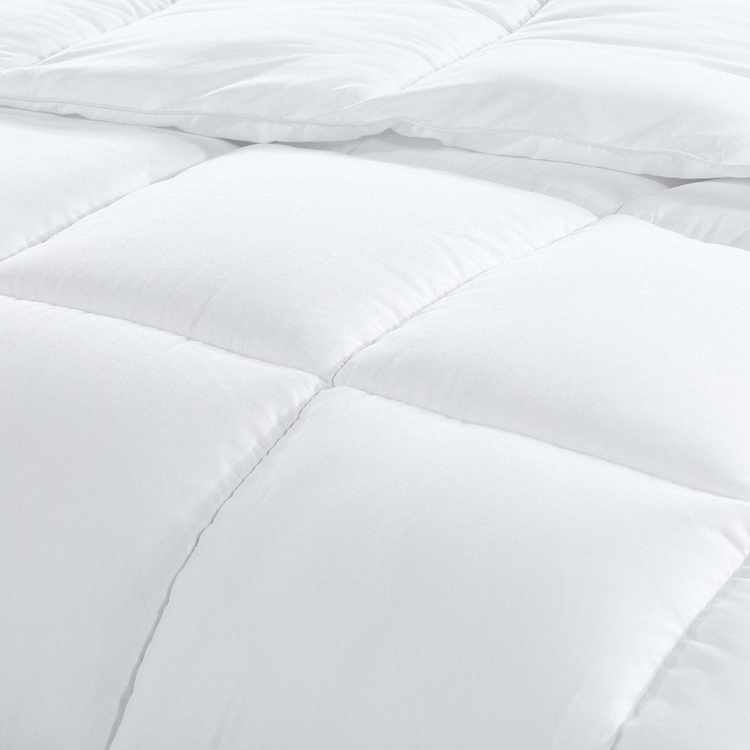 All Season Microfiber Down Alternative Comforter Quilt in Single Size Dreamz