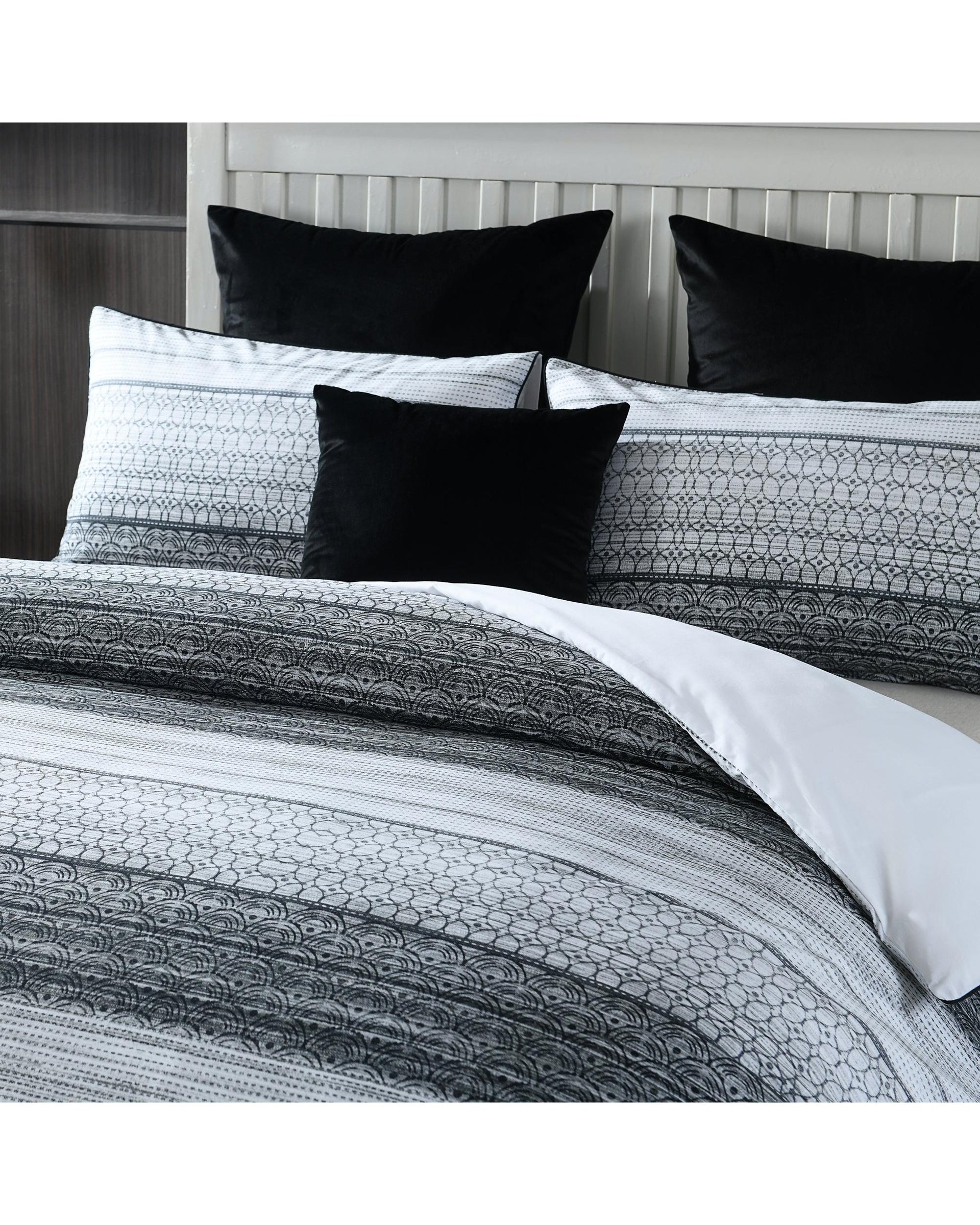 Bianca Bedding HARLEY QUILT COVER SET BLACK Bianca Bedding