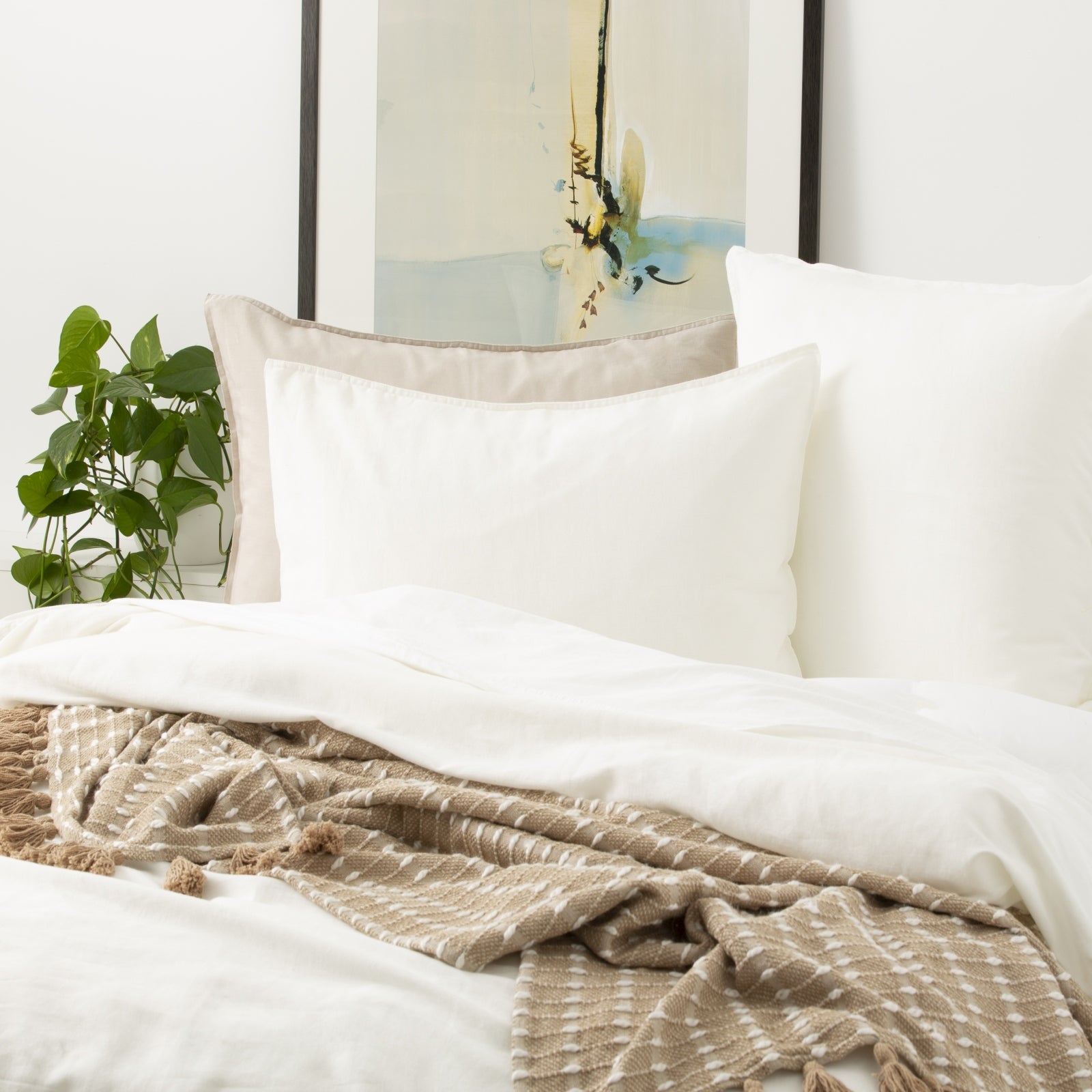 Renee Taylor Cavallo Stone washed 100% Linen Quilt Cover Set - White Renee Taylor