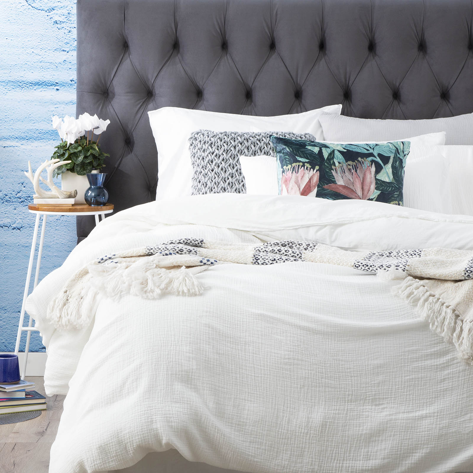 Renee Taylor  Solana Washed Cotton Textured Quilt Cover Set - White Renee Taylor