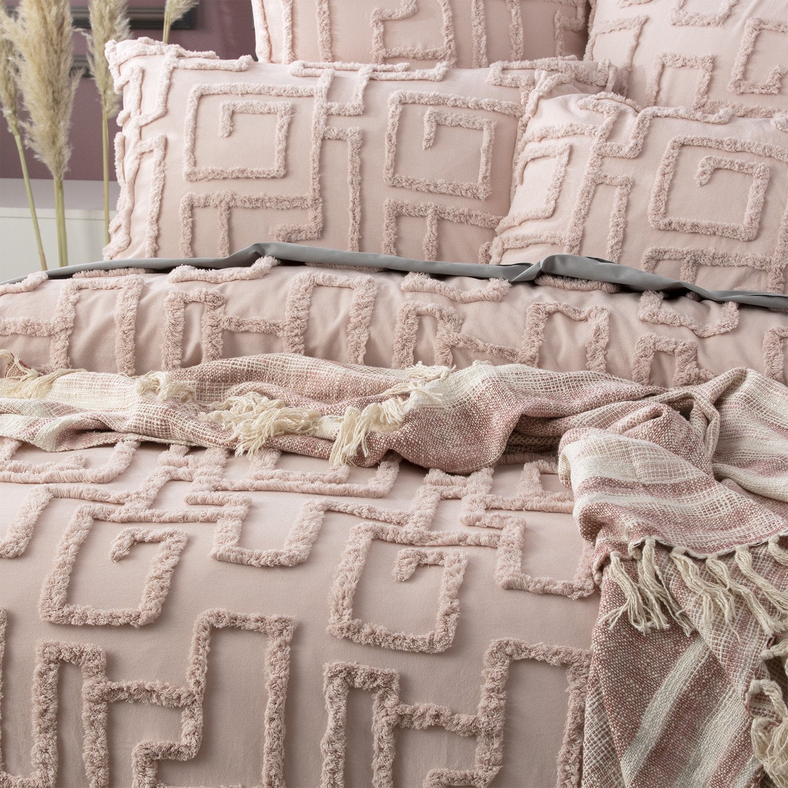 Renee Taylor Riley 100% Cotton Chenille Vintage Washed Tufted Quilt Cover Set - Blush Renee Taylor