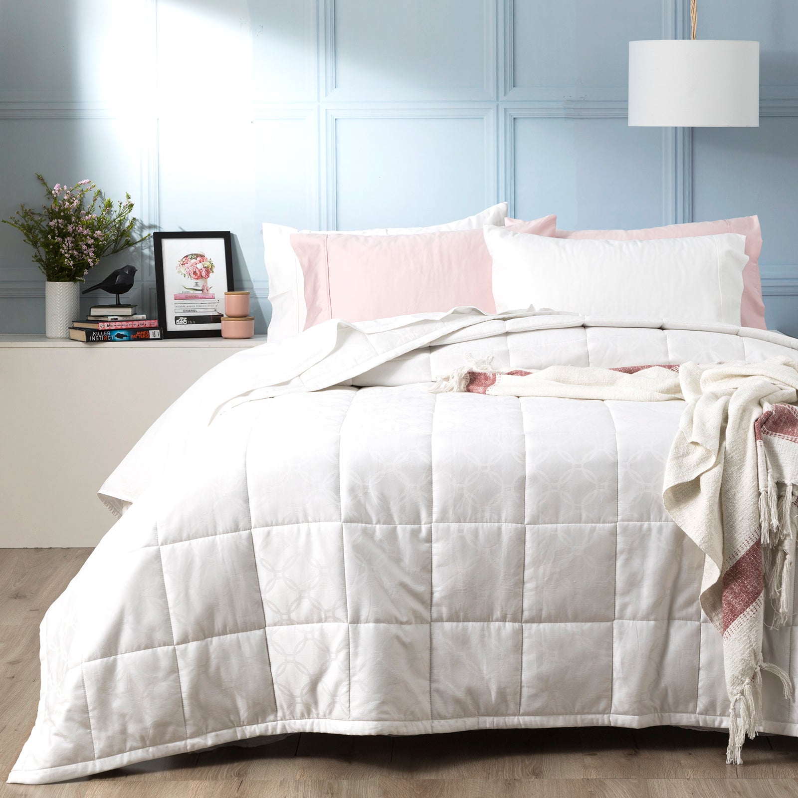 Ddecor Home Josephine 500 TC Cotton Jacquard Comforter Set - 2 Colours Ddecor Home