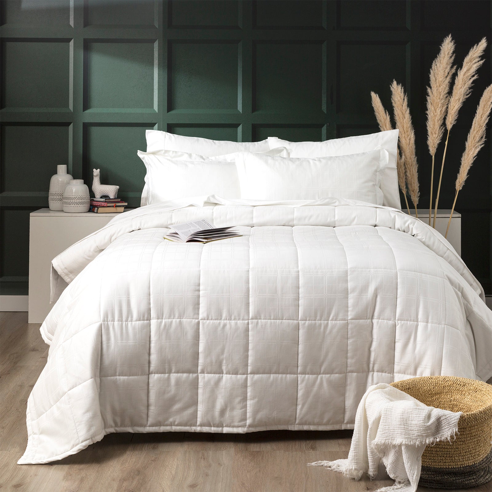 Ddecor Home Willow 500 TC Cotton Jacquard Comforter Set - 2 Colours Ddecor Home