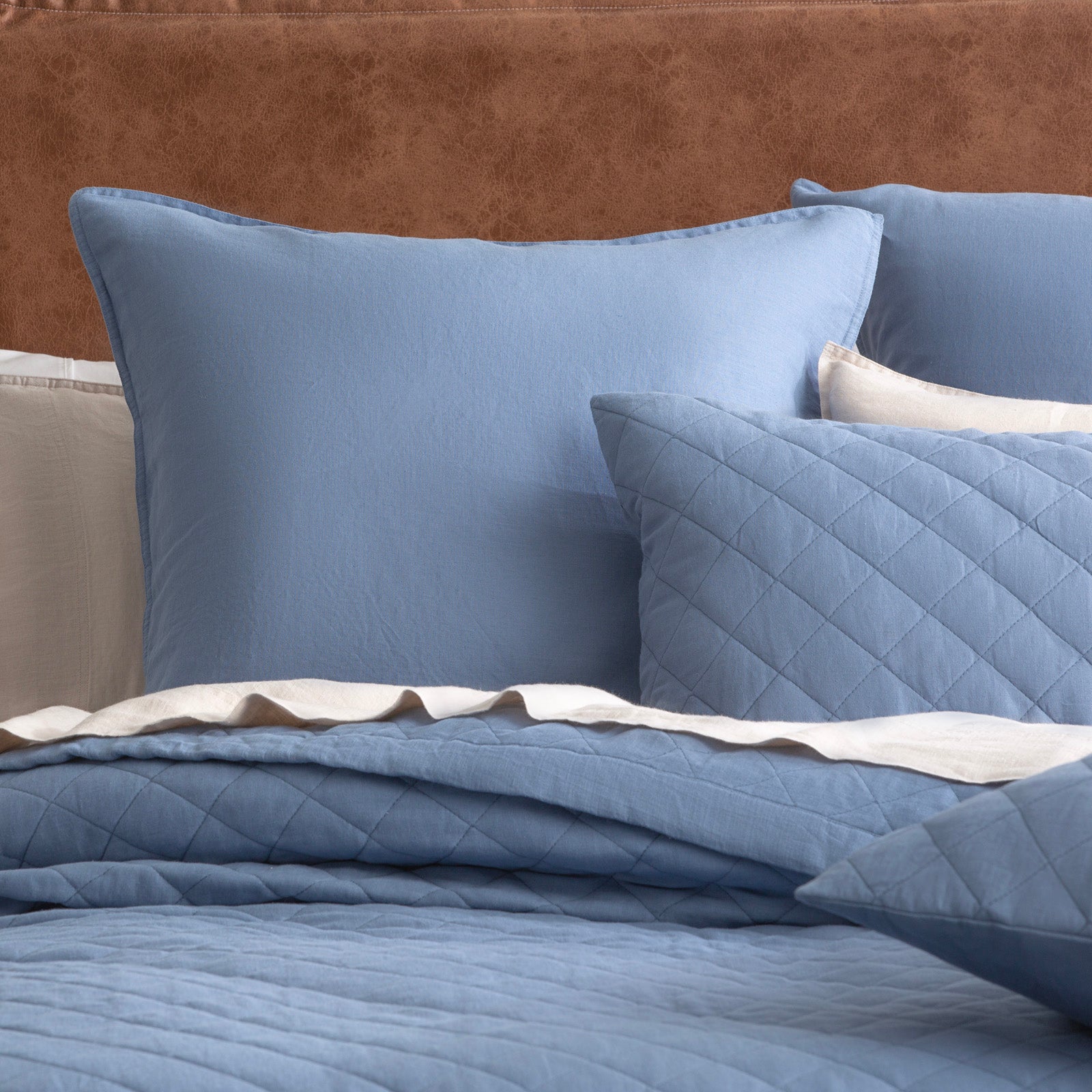 Renee Taylor Cavallo Stone washed French Linen Quilted Bed Coverlet Set - Denim Renee Taylor