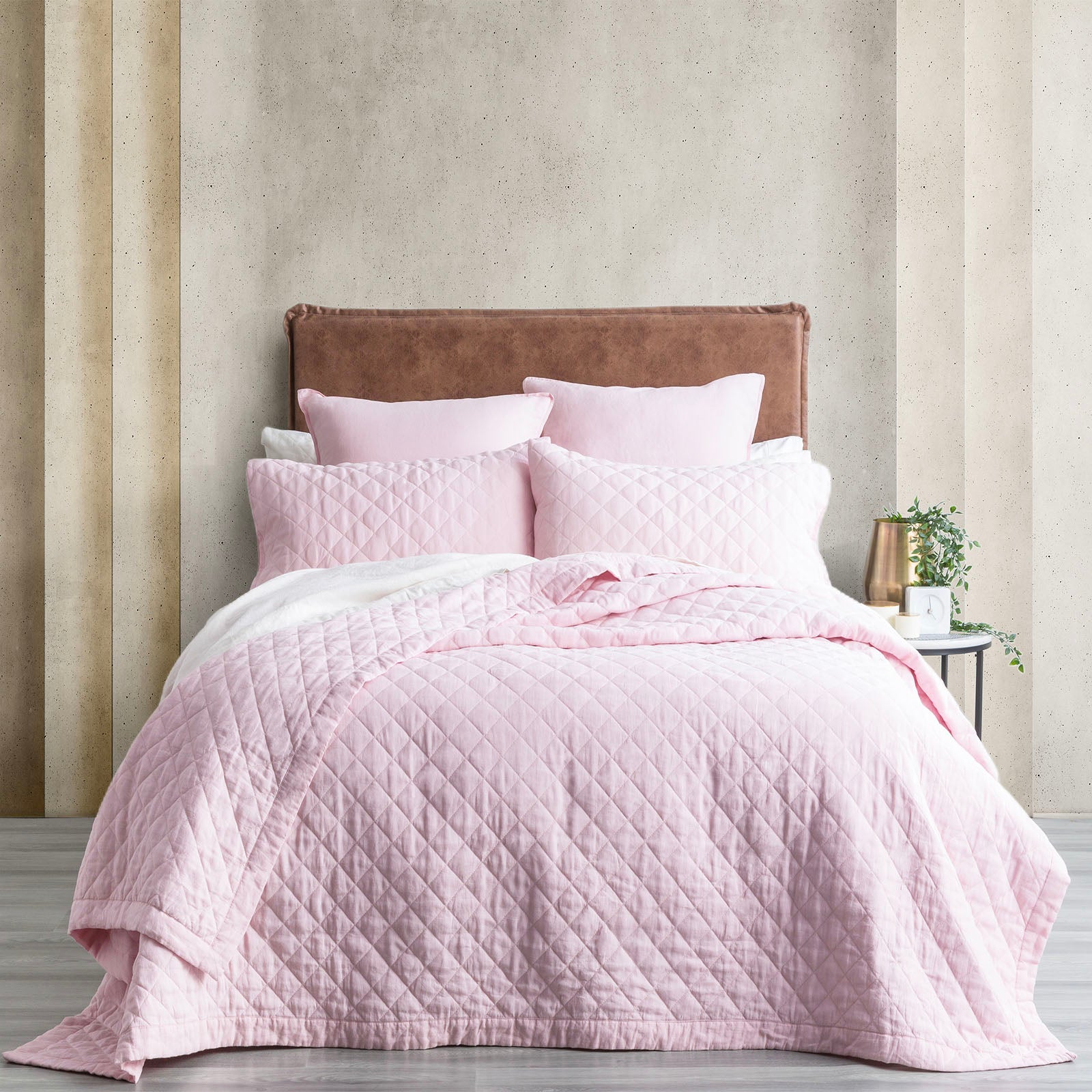 Renee Taylor Cavallo Stone washed French Linen Quilted Bed Coverlet Set - Rose Renee Taylor