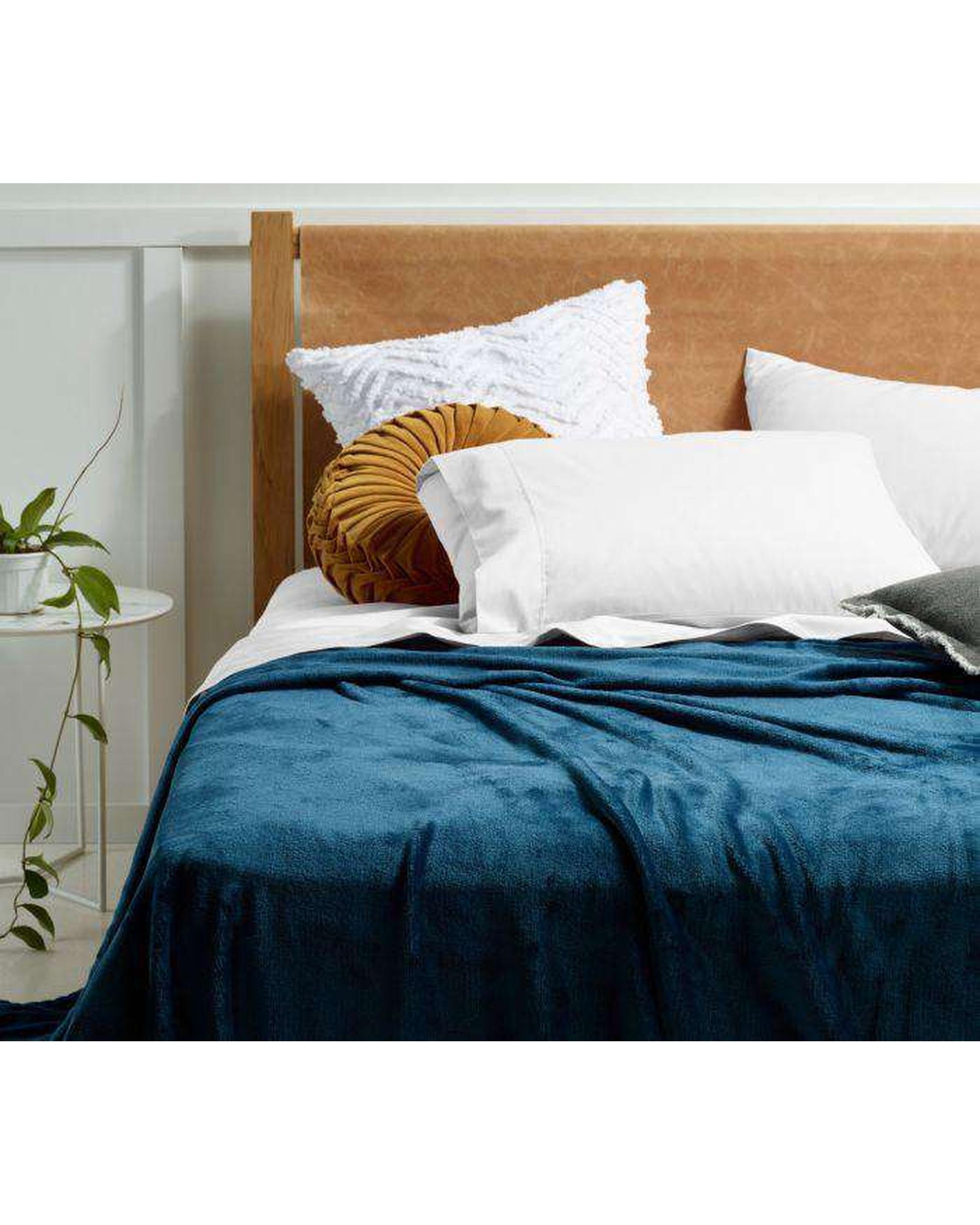 Accessorize Ink Blue Blankets Blush Accessorize