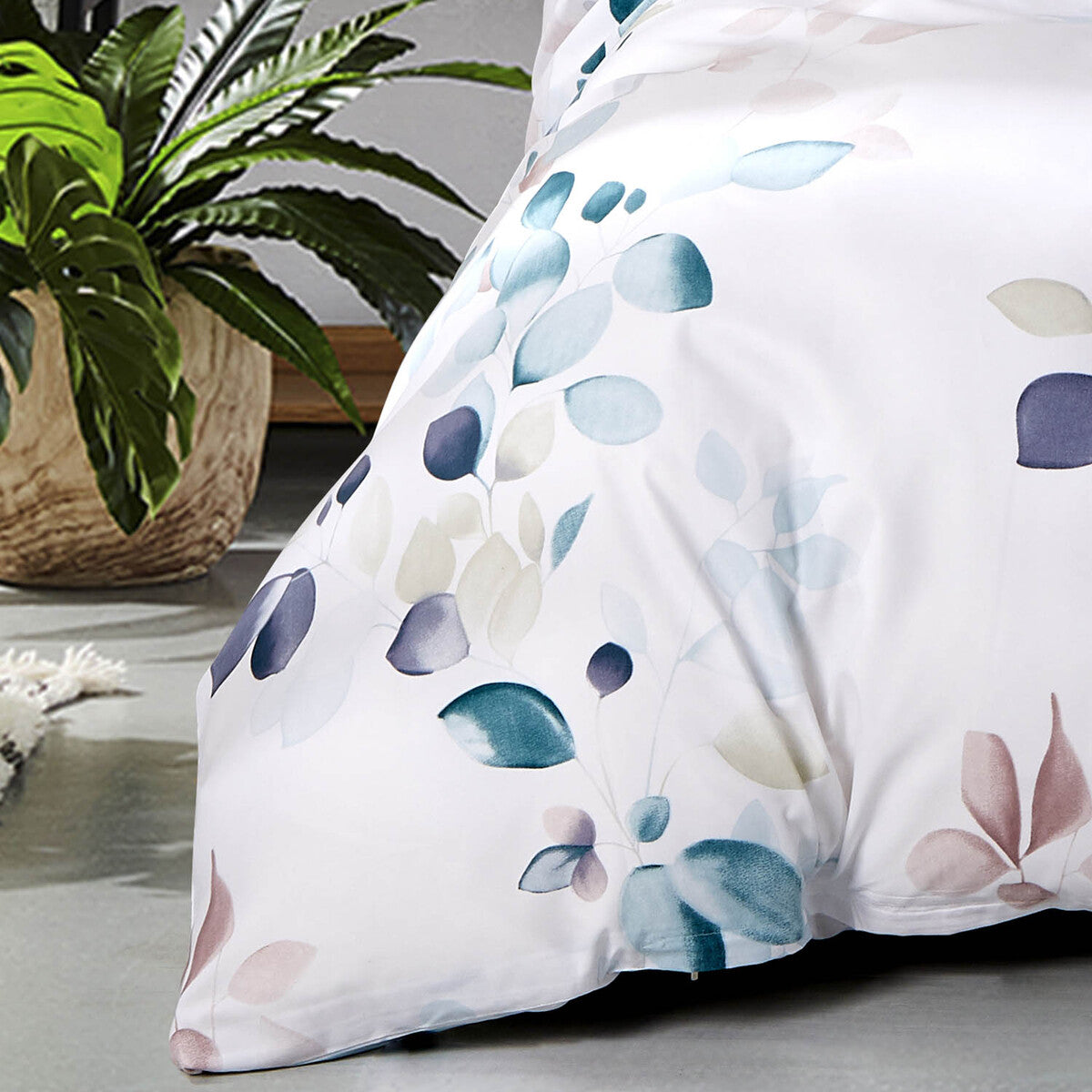 Luxton Elia Leaf Quilt Cover Set Luxton