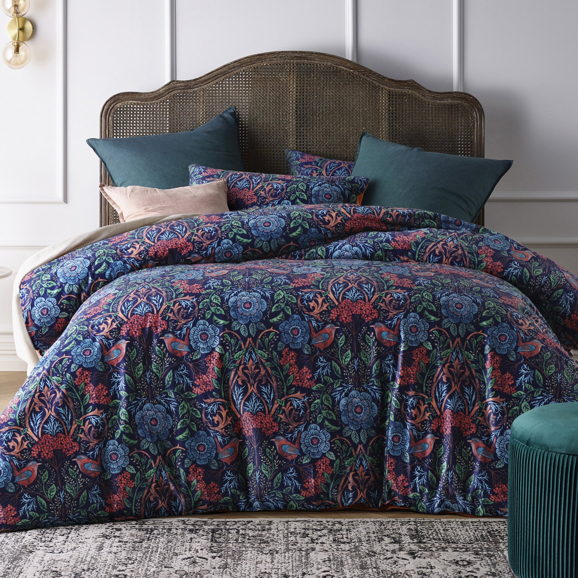 Vintage Design Canterbury Velvet Quilt Cover Set Vintage Design