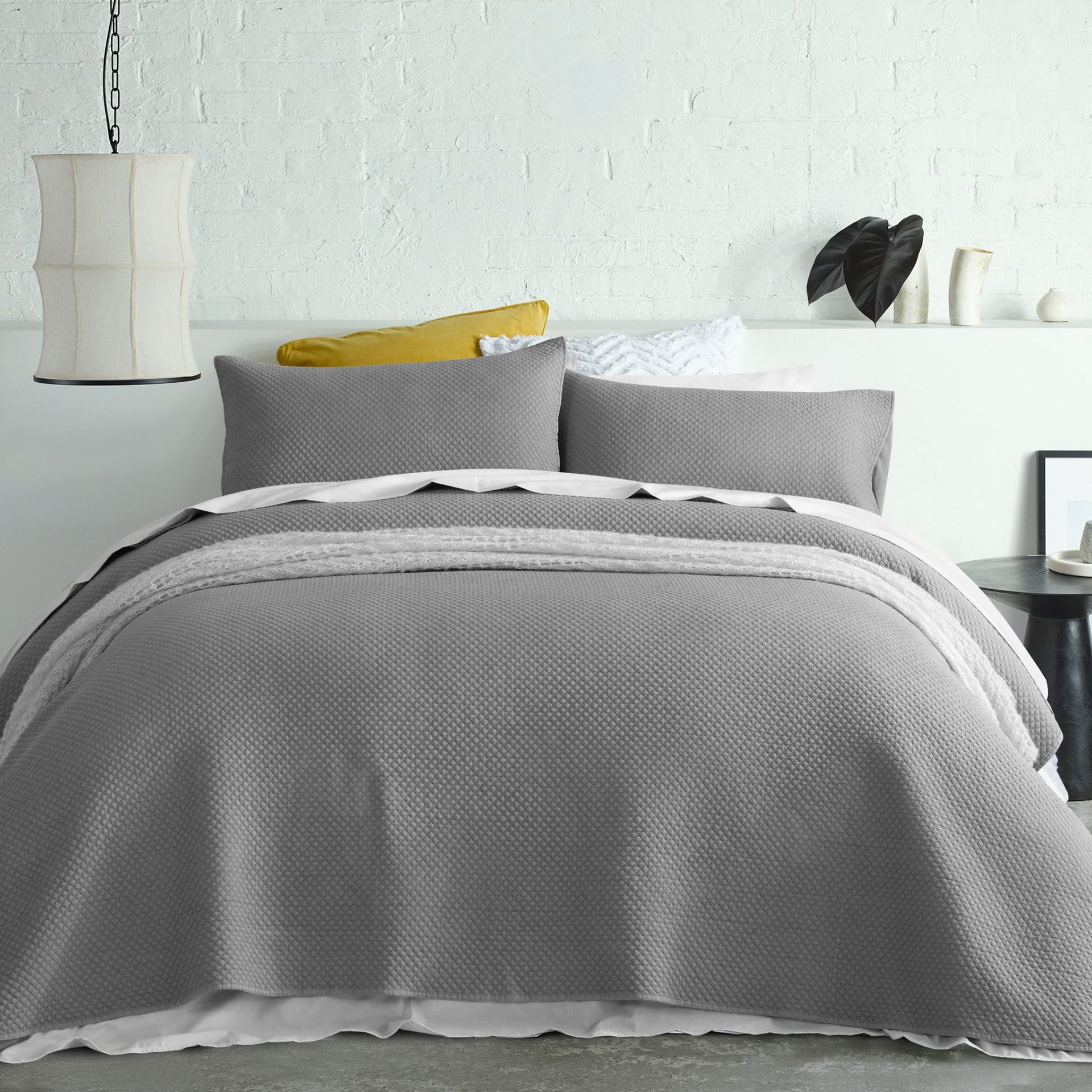 Accessorize Charcoal Dexter Coverlet Set - Queen/King Accessorize