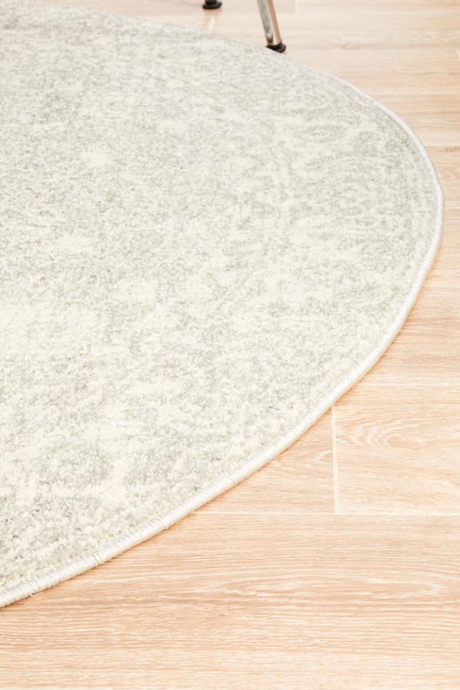 Evoke Shine Silver Transitional Round Rug Rug Culture