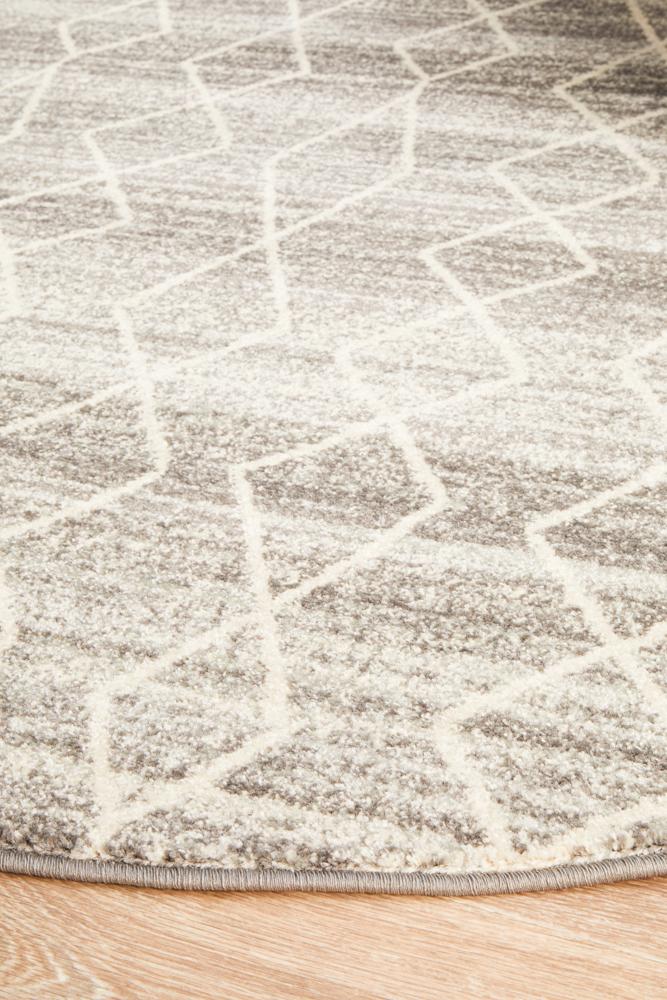 Evoke Remy Silver Transitional Round Rug Rug Culture