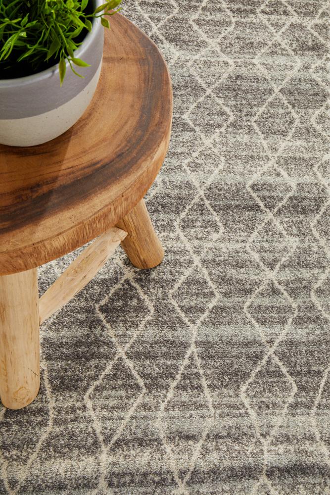 Evoke Remy Silver Transitional Runner Rug Rug Culture