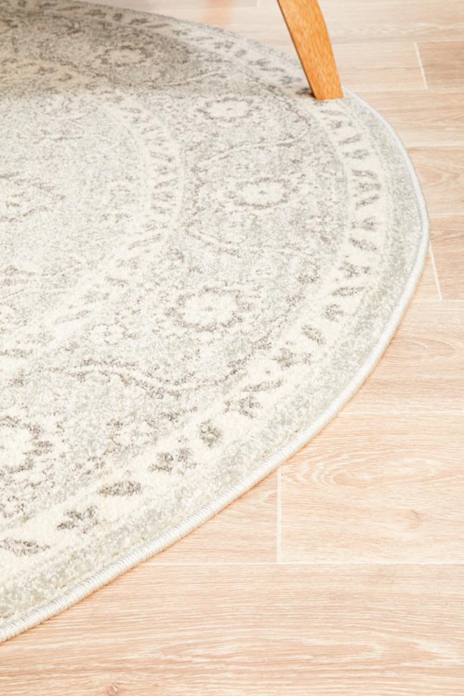 Evoke Silver Flower Transitional Round Rug Rug Culture