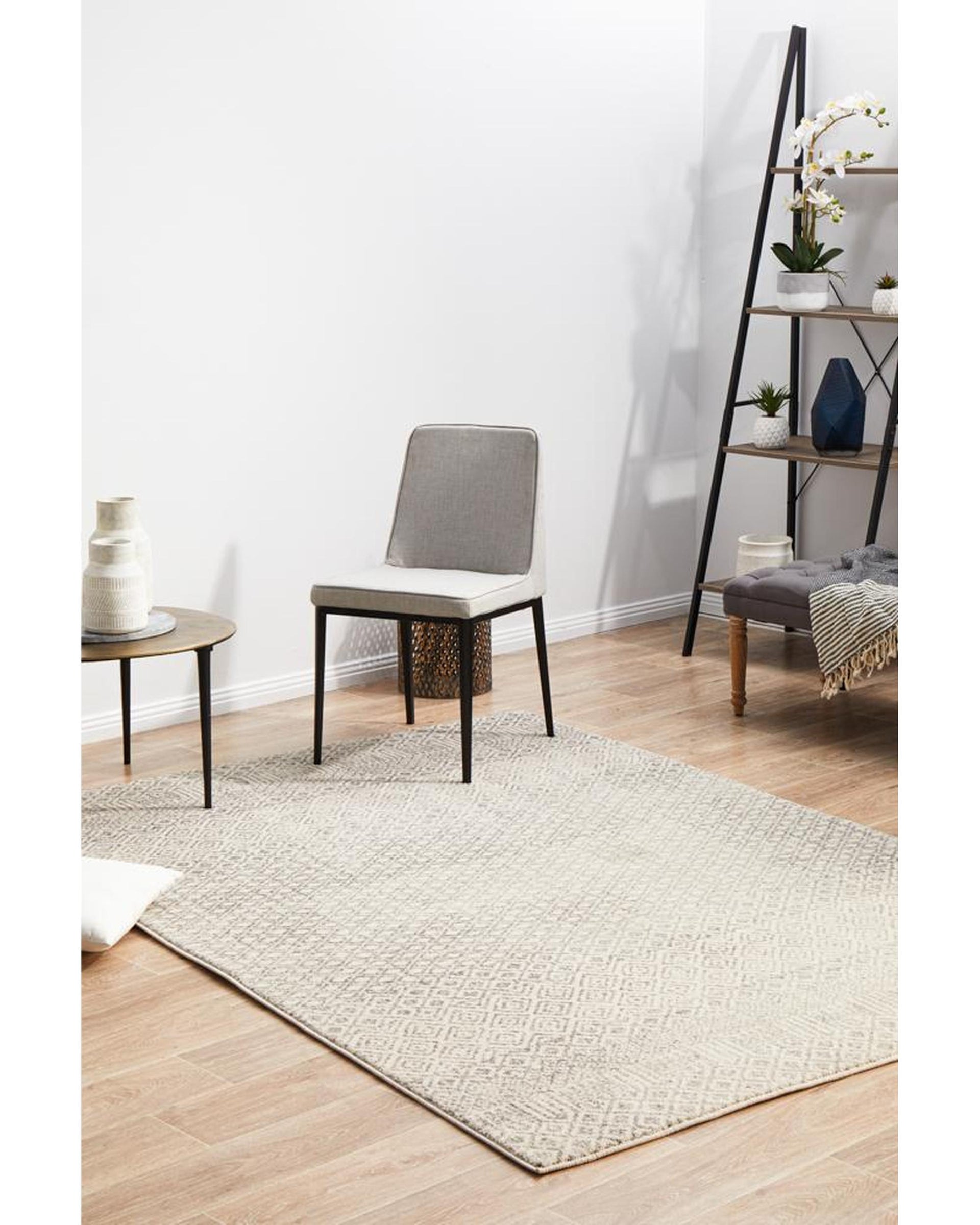 Evoke Diamond Grey Transitional Rug Rug Culture