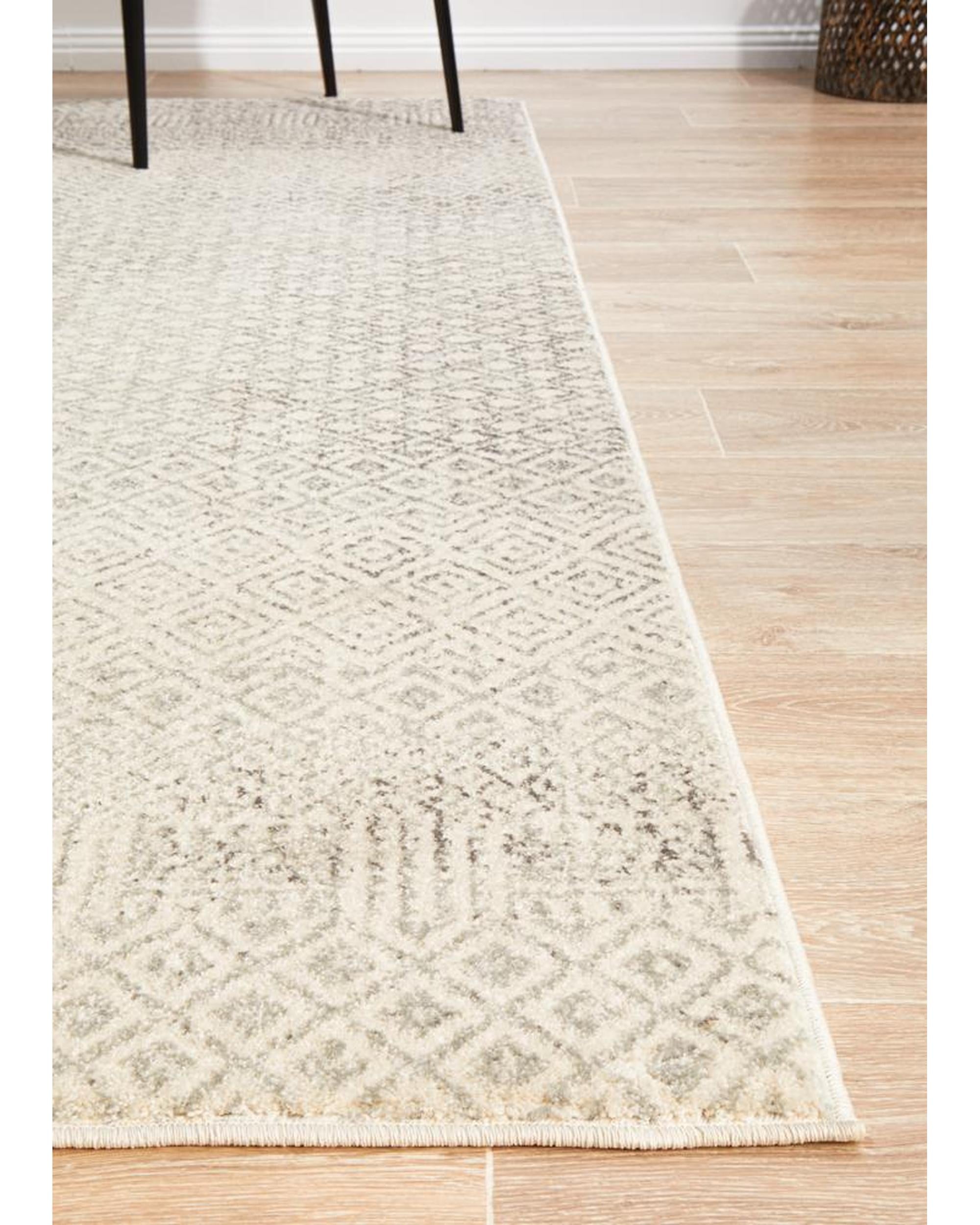 Evoke Diamond Grey Transitional Rug Rug Culture