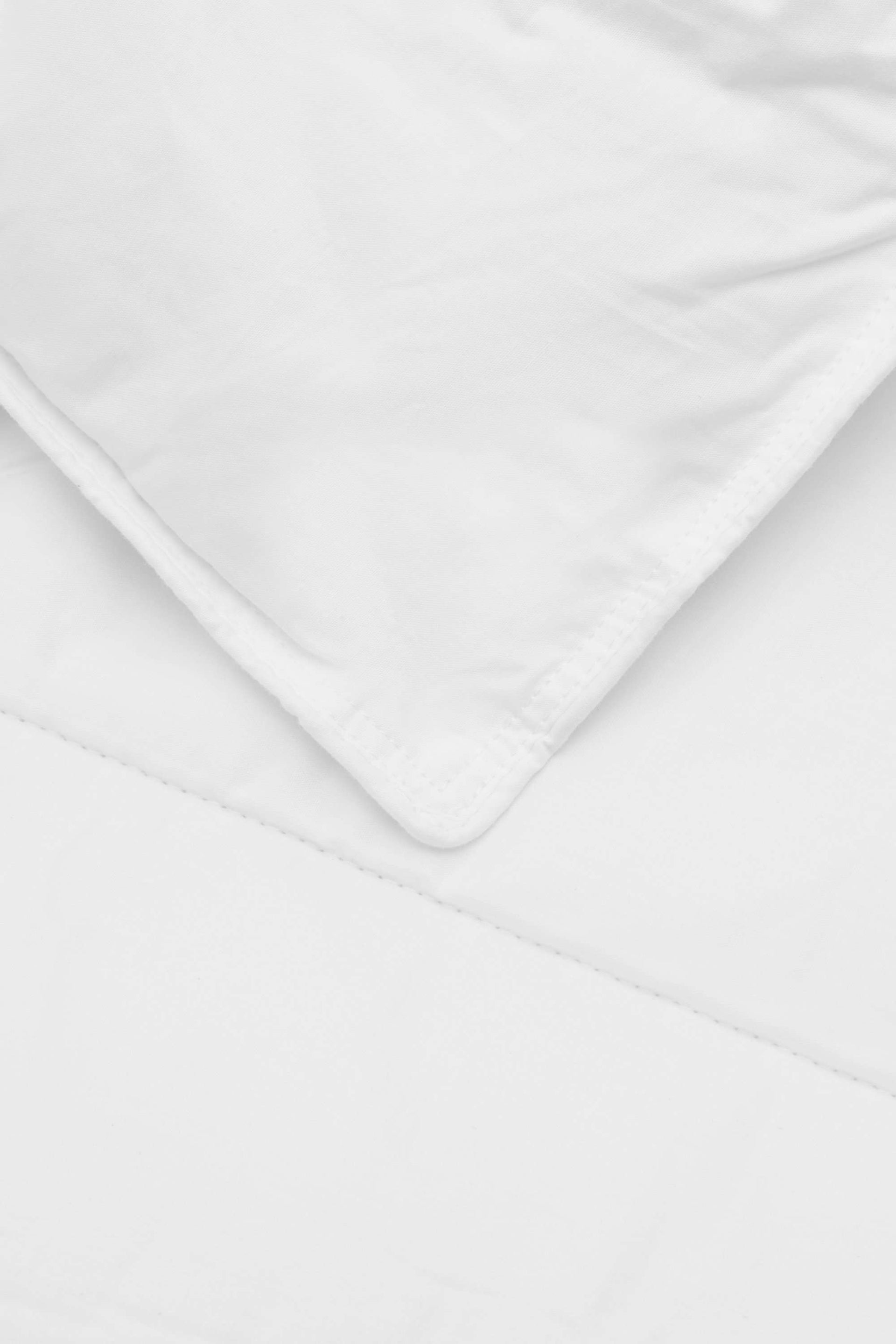 Downia Silver 50 Goose Down & Feather Quilt Downia