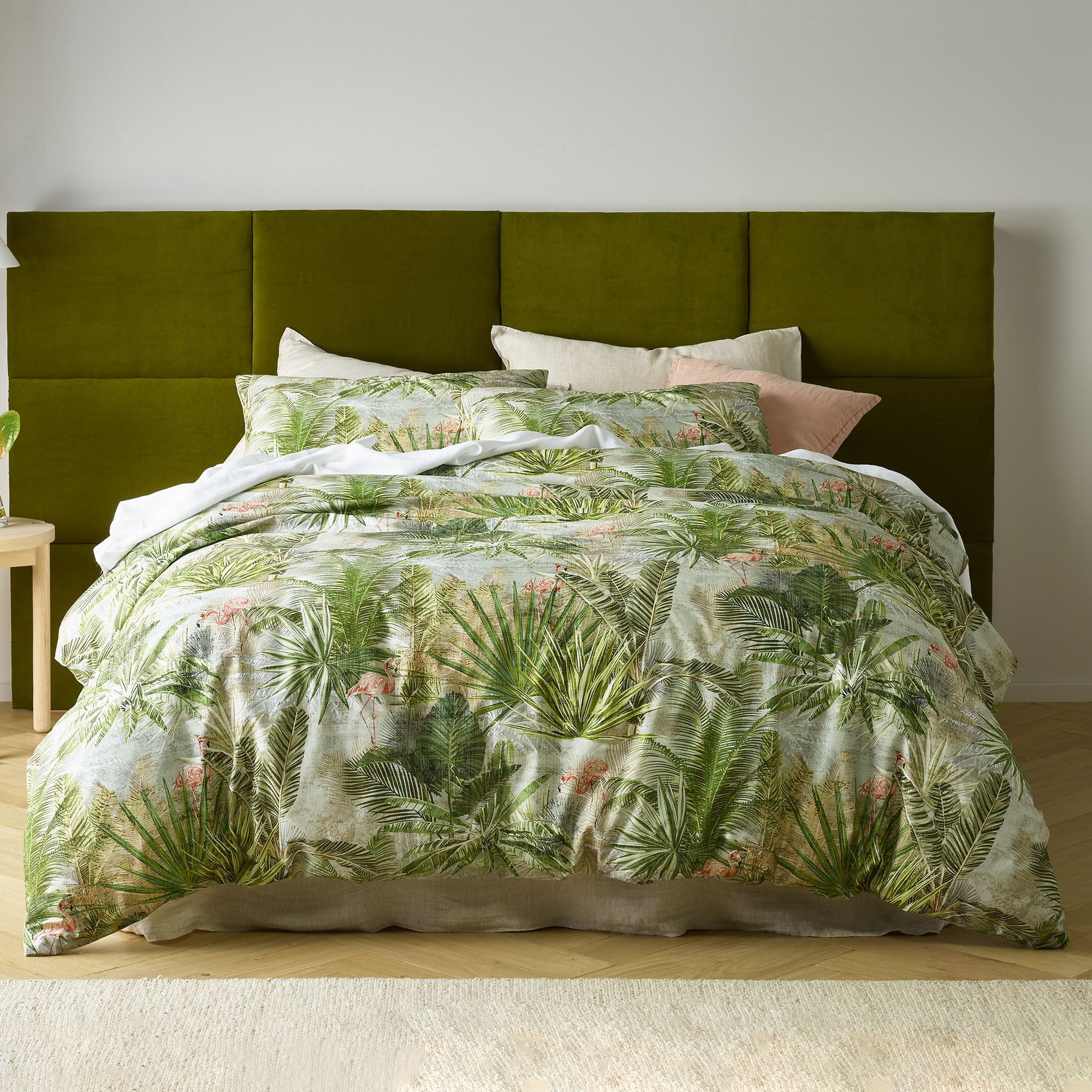 Accessorize Flamingo 180TC Cotton Digital Printed Quilt Cover Set Accessorize