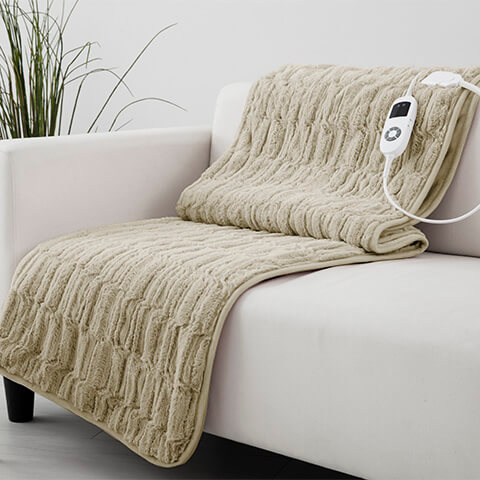 Gainsborough Deluxe Faux Fur Heated Blanket Gainsborough