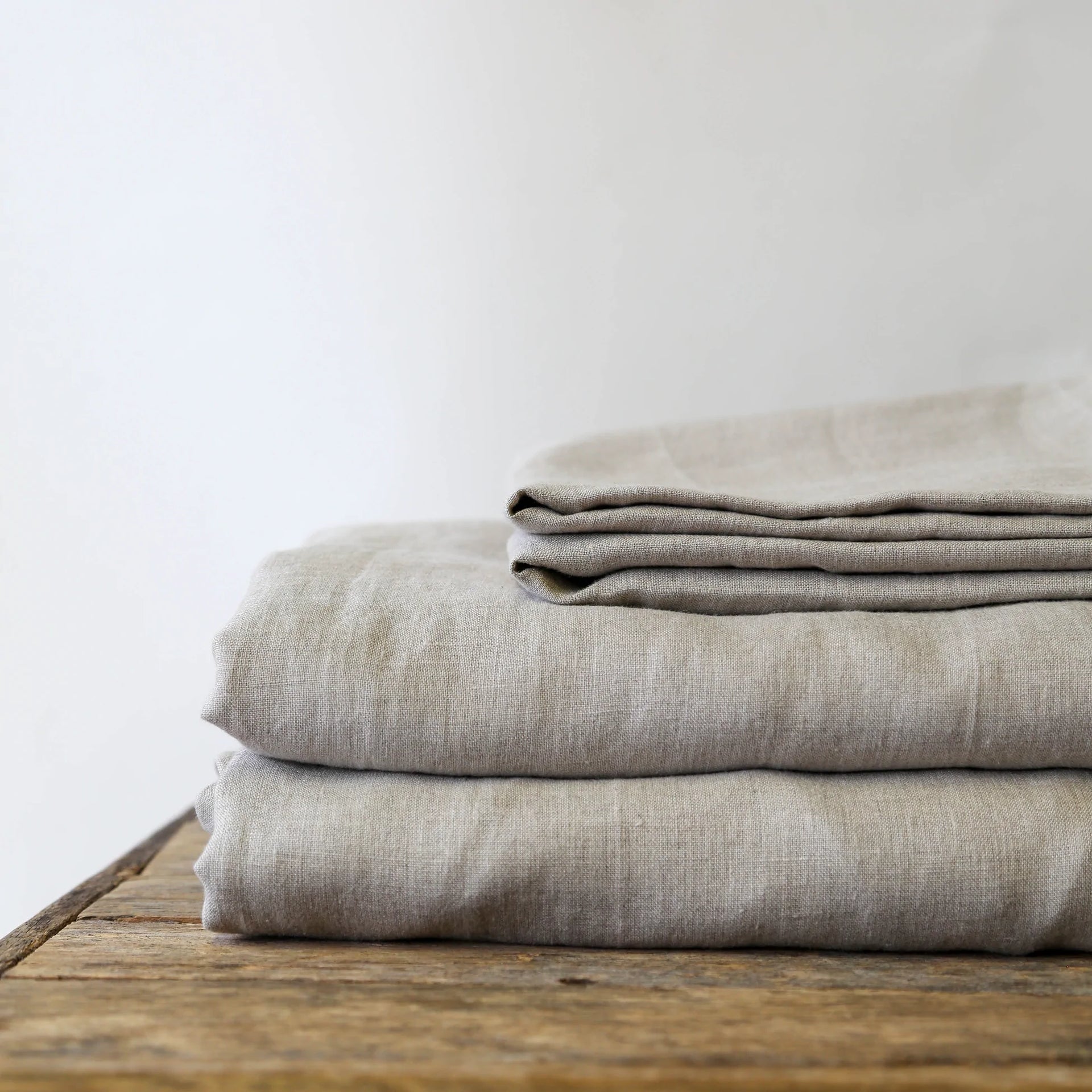 HEMP LINEN SHEET SET WITH PILLOWCASES - 2 Colours Hemp Gallery Australia