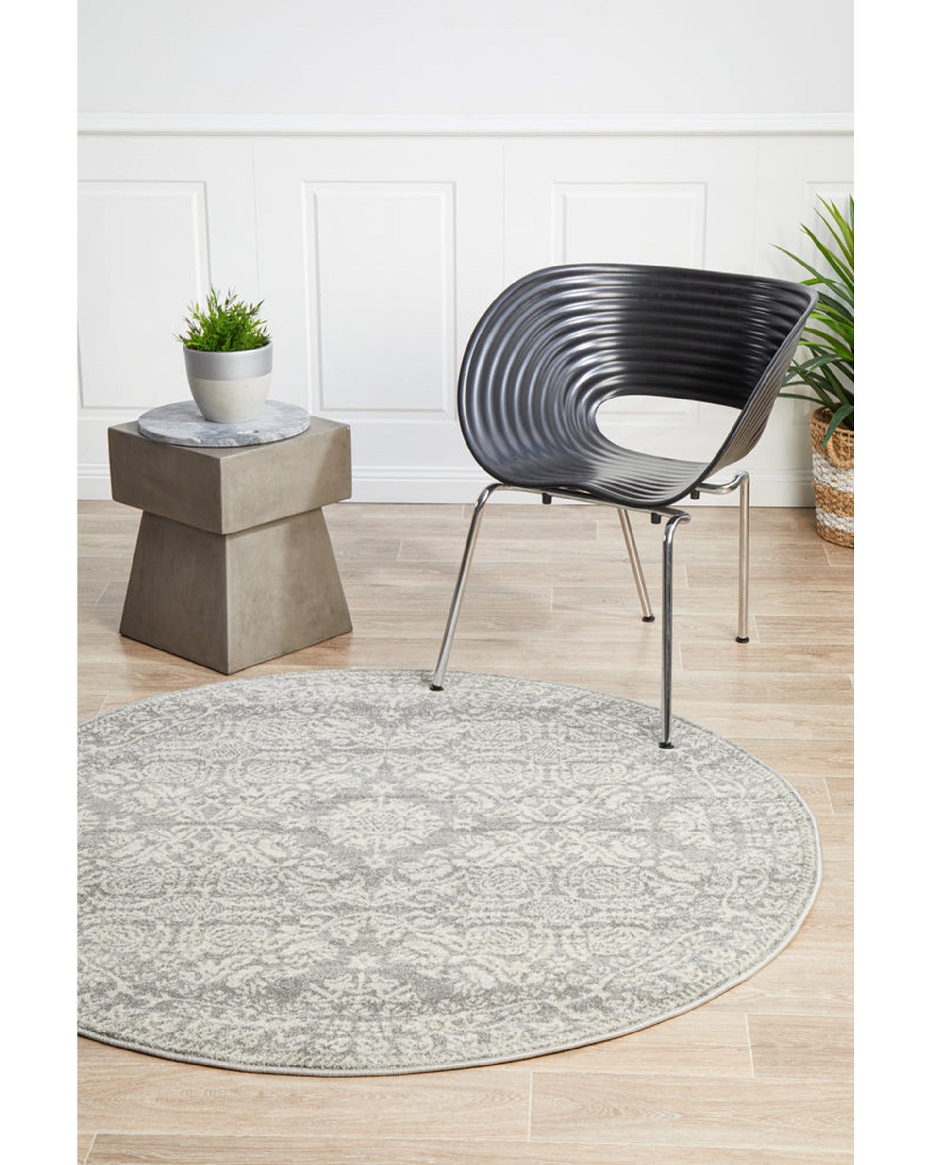 Mirage Gwyneth Stunning Transitional Silver Round Rug Rug Culture