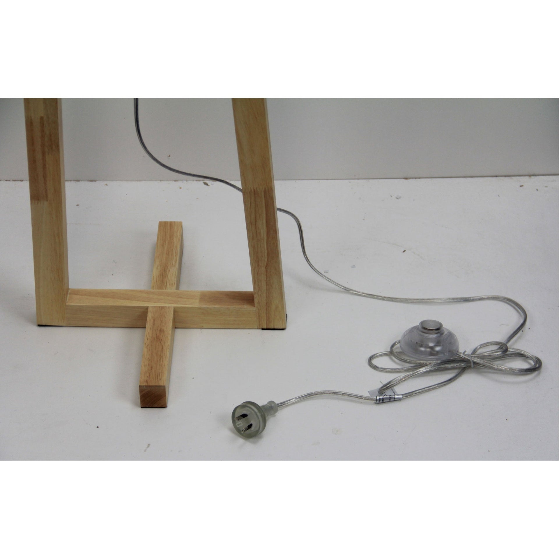 EDRA FLOOR LAMP White Scandi Floor Lamp with White Cotton Shade Oriel Lighting